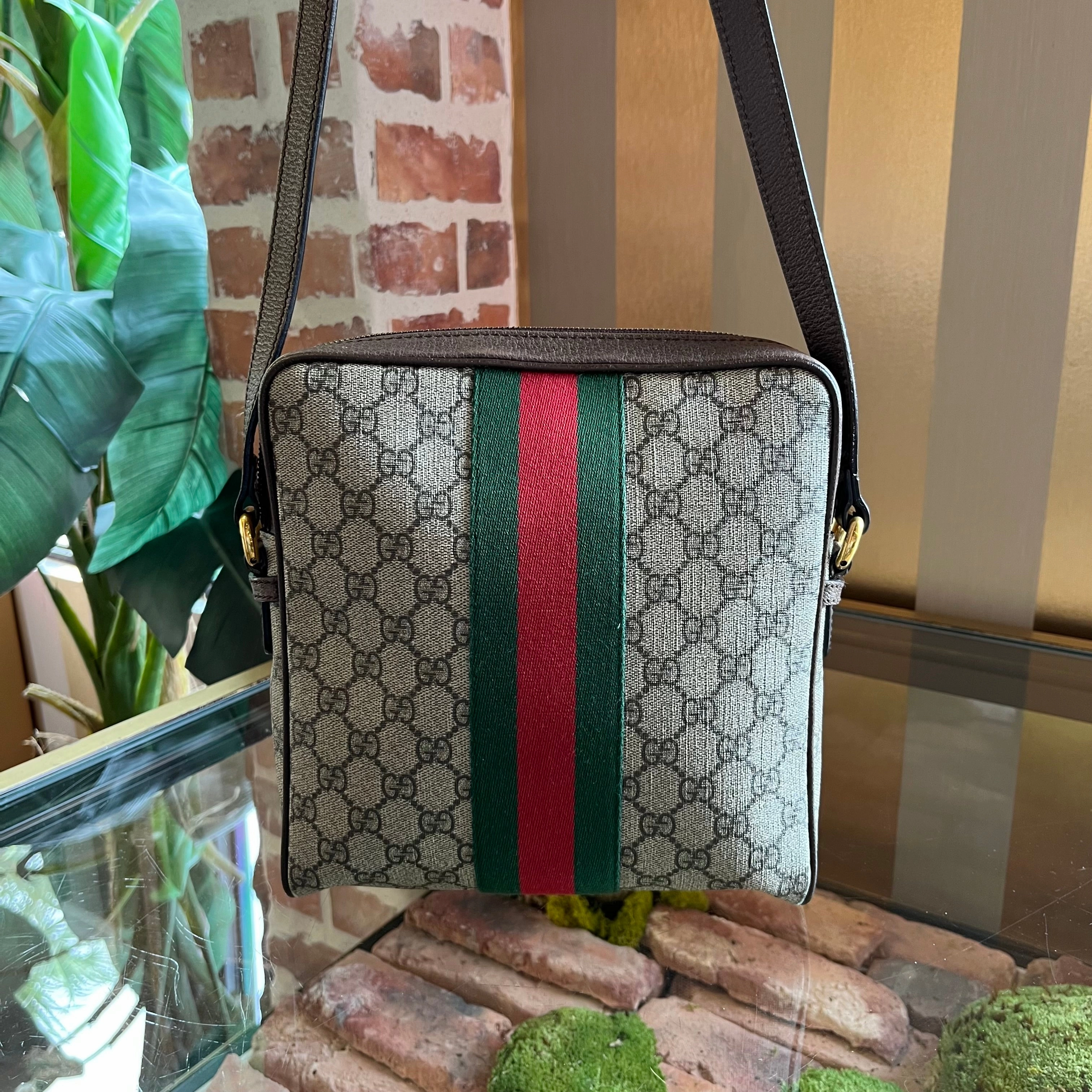 GUCCI GG Supreme Monogram Web Small Ophidia Messenger Bag Brown