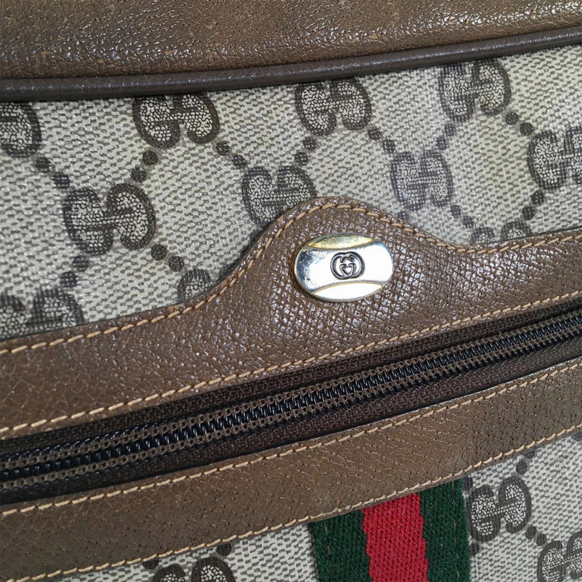 Gucci GG Supreme Ophidia Crossbody Bag (SHG-rVmpFe)