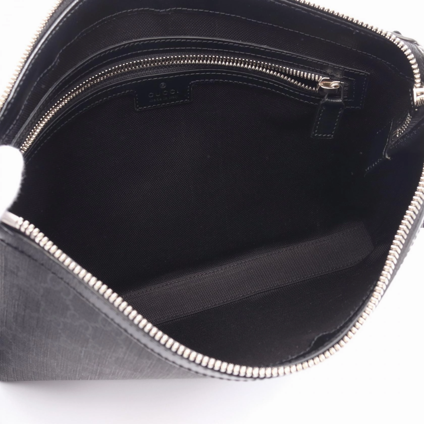 Gucci GG Supreme Shoulder Bag Leather
