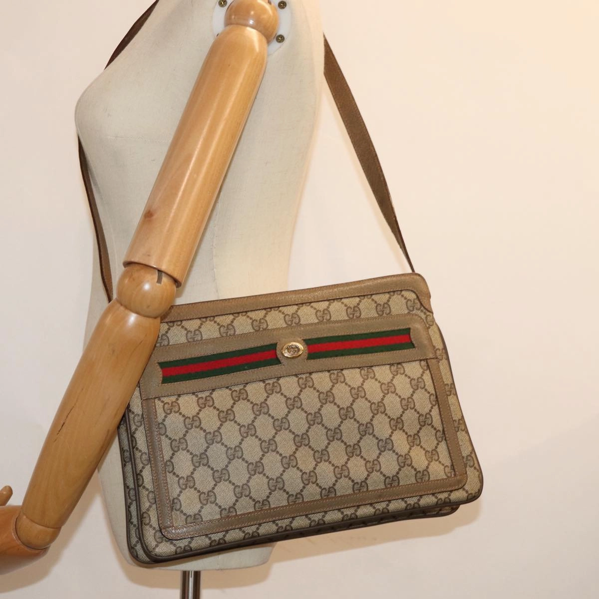 GUCCI GG Supreme Shoulder Bag PVC Leather Beige 41 02 090  th4950