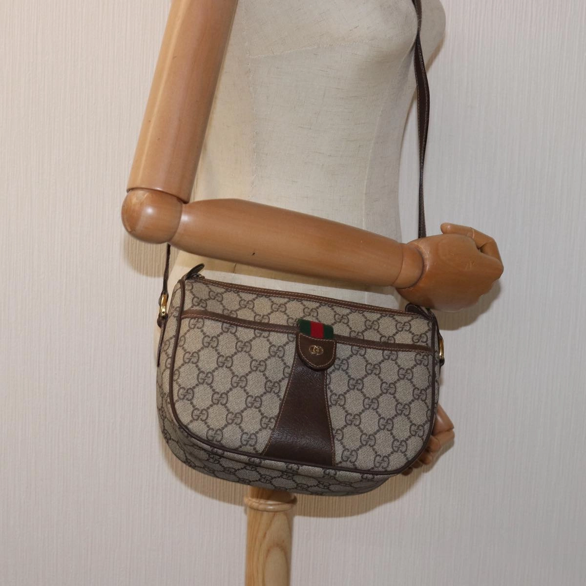 GUCCI GG Supreme Web Sherry Line Shoulder Bag Beige Red 001 123  12792