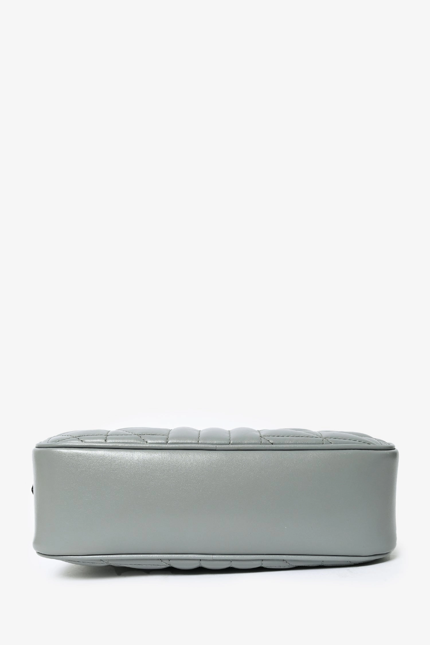 Gucci Grey Quilted Leather Marmont Bag