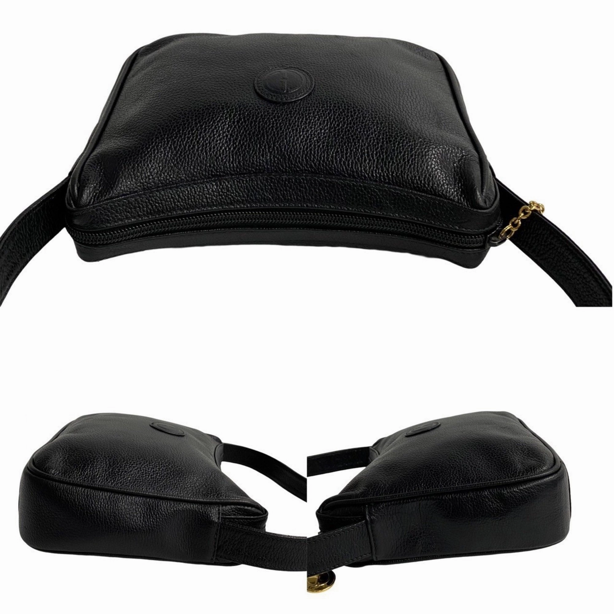 Gucci  Leather Shoulder Bag ()