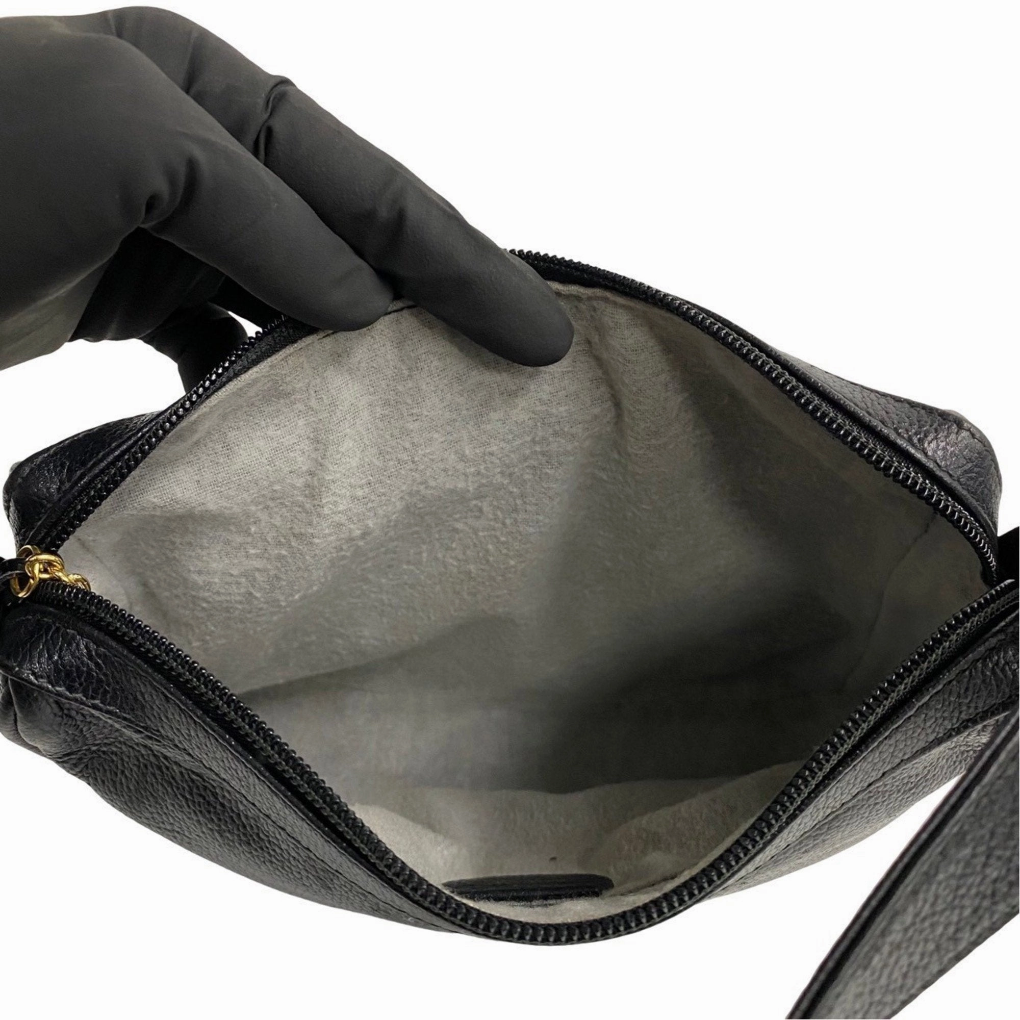 Gucci  Leather Shoulder Bag ()