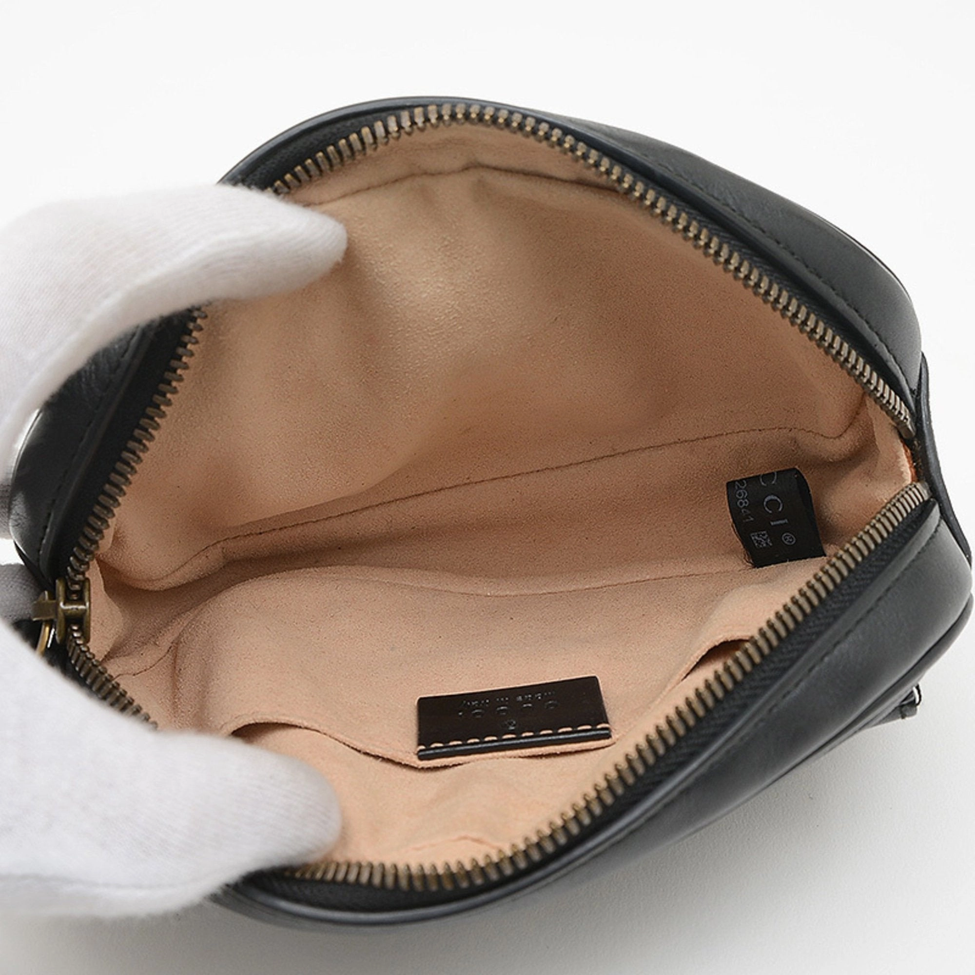 Gucci Leather Shoulder Bag (Pre-Owned)