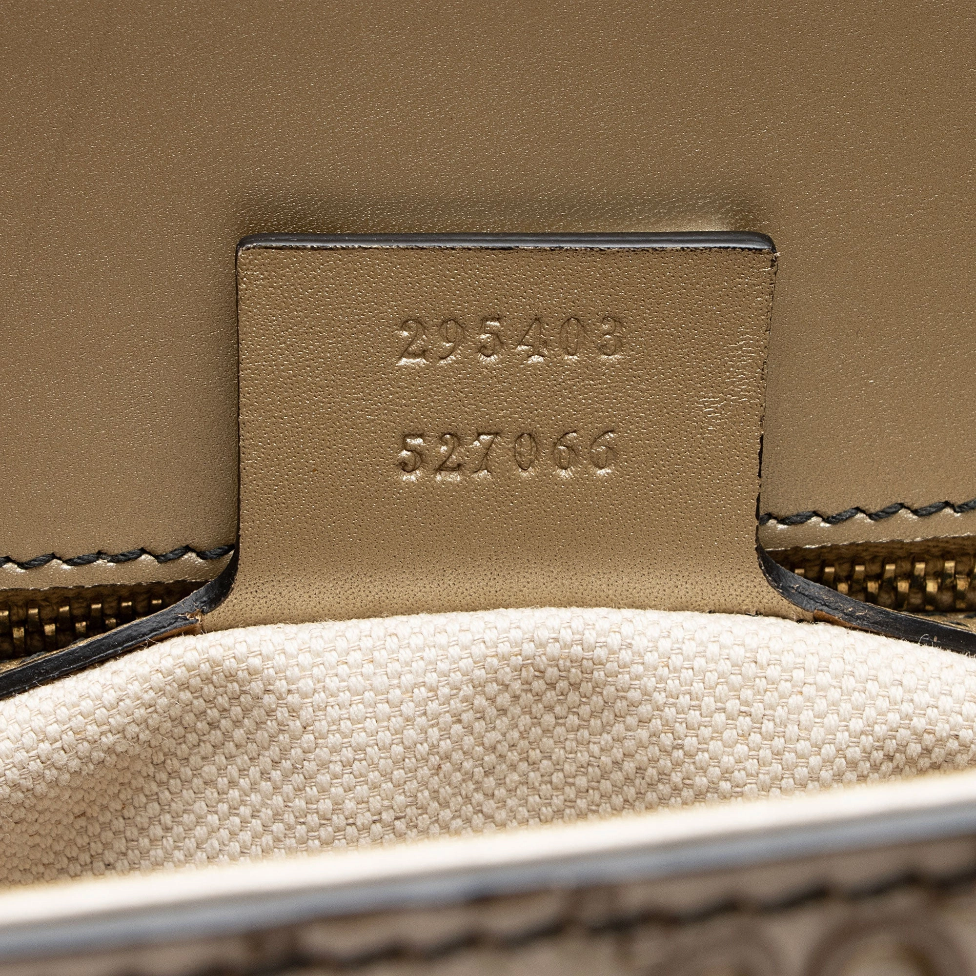 Gucci Metallic Guccissima Leather Emily Large Shoulder Bag (SHF-tKZxyz)