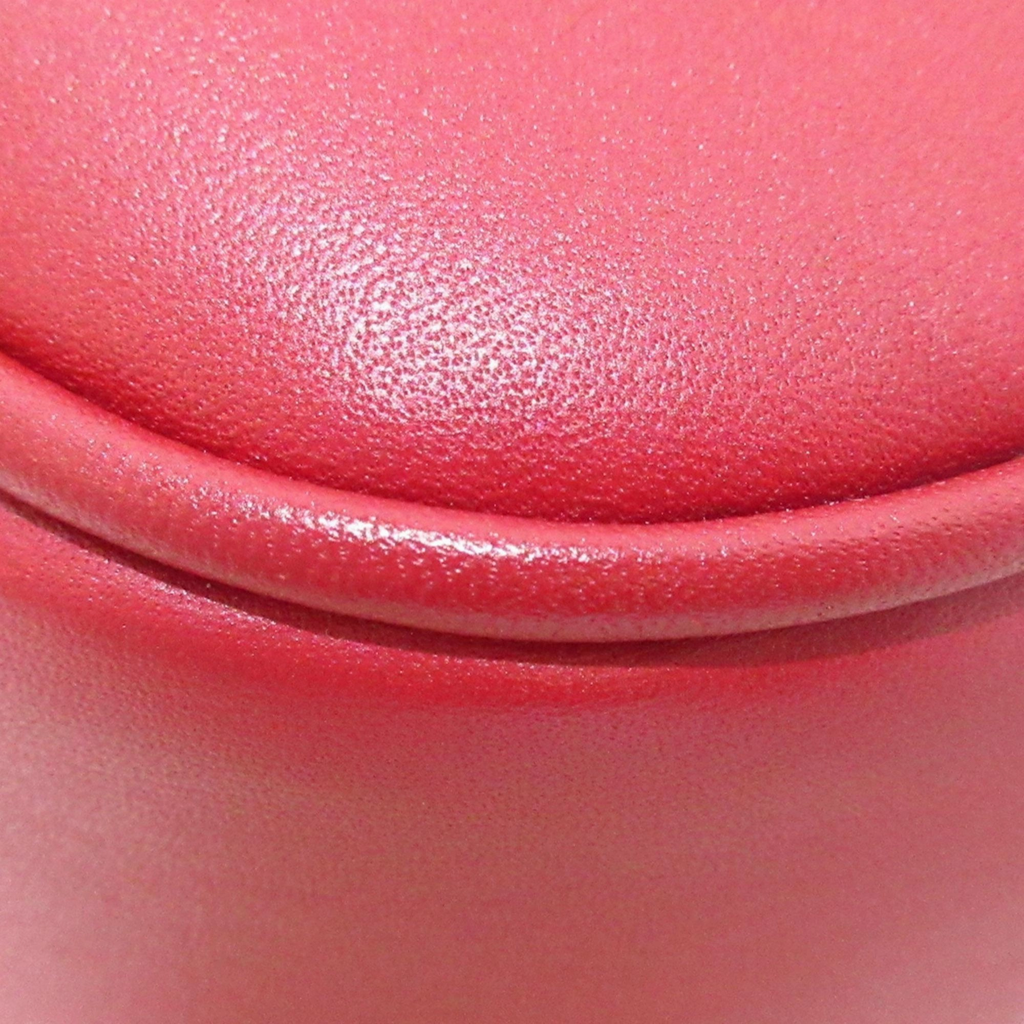 Gucci Microguccissima Bree Crossbody Bag (SHG-hmK7hS)
