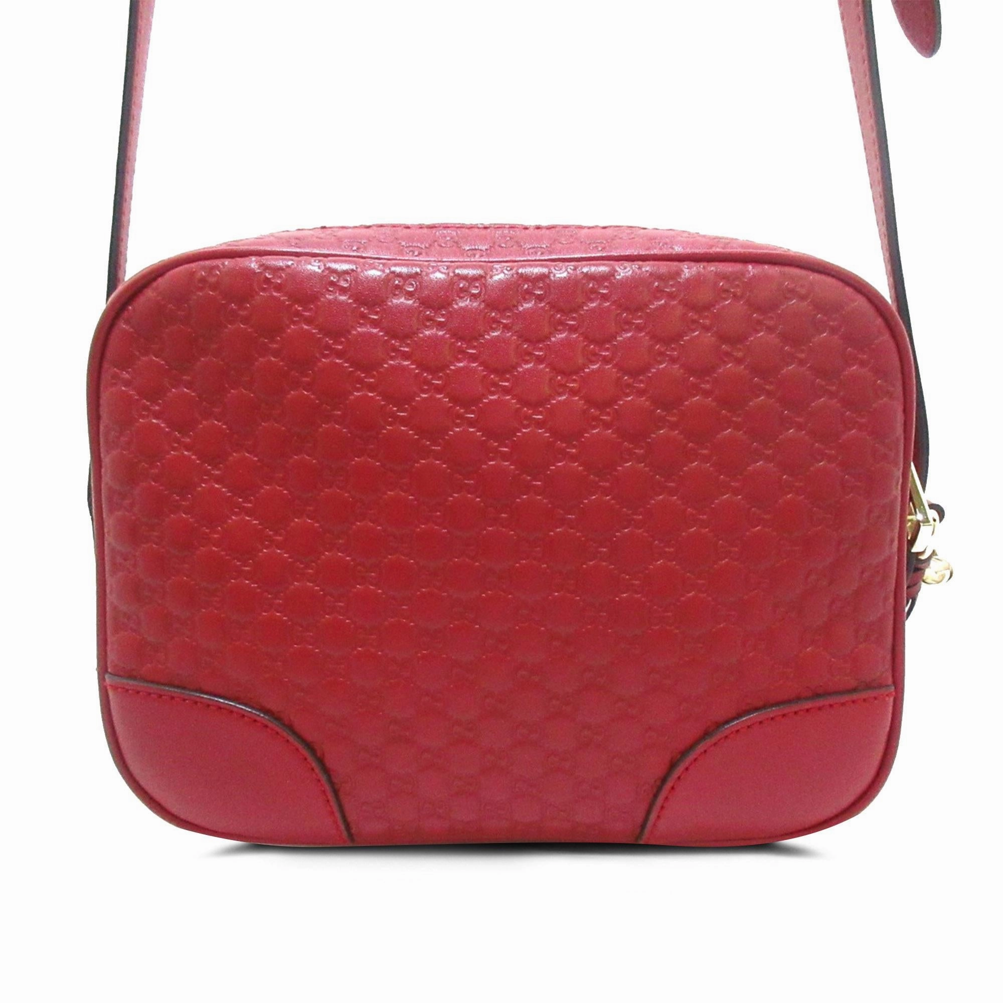 Gucci Microguccissima Bree Crossbody Bag (SHG-hmK7hS)
