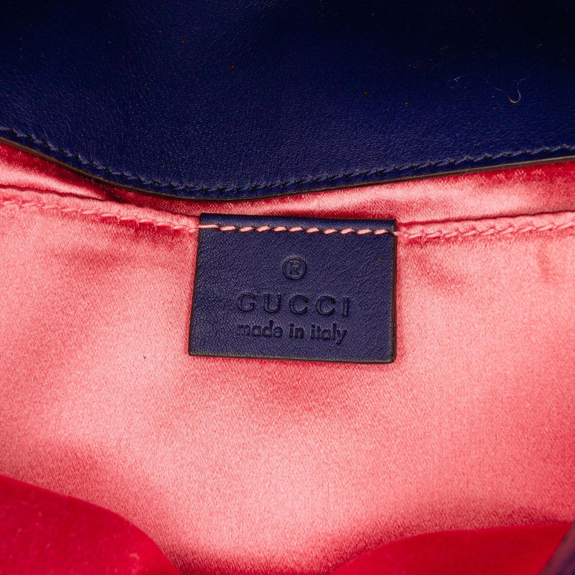 Gucci Mini GG Marmont Matelasse Velvet Crossbody (SHG-pu0QJn)