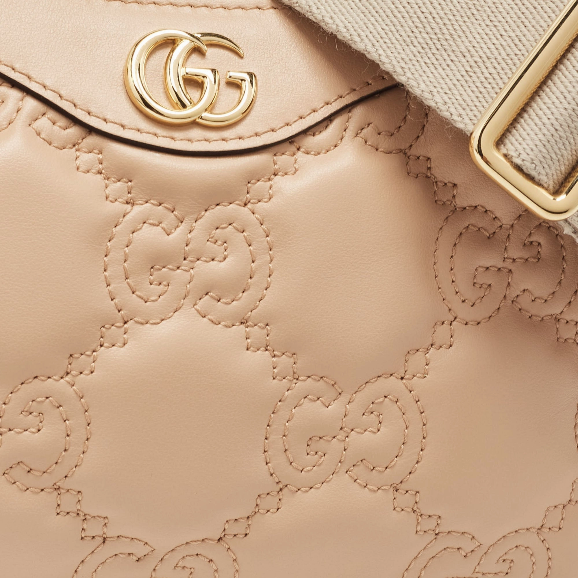 Gucci Rose Beige Matelasse Leather Small Gg Shoulder Bag