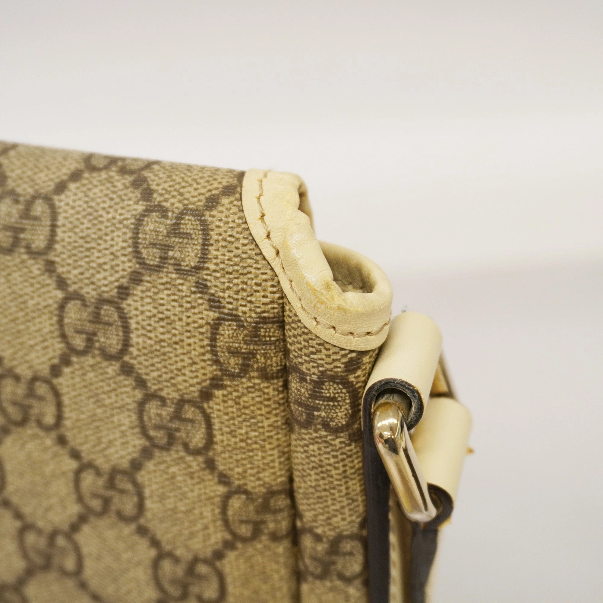 GUCCI  Shoulder Bag 223666 Women's GG Supreme Shoulder Bag Beige,Ivory