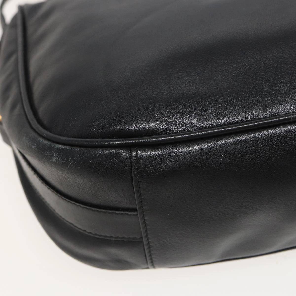 GUCCI Shoulder Bag Leather Black 001 2214 1687  81327
