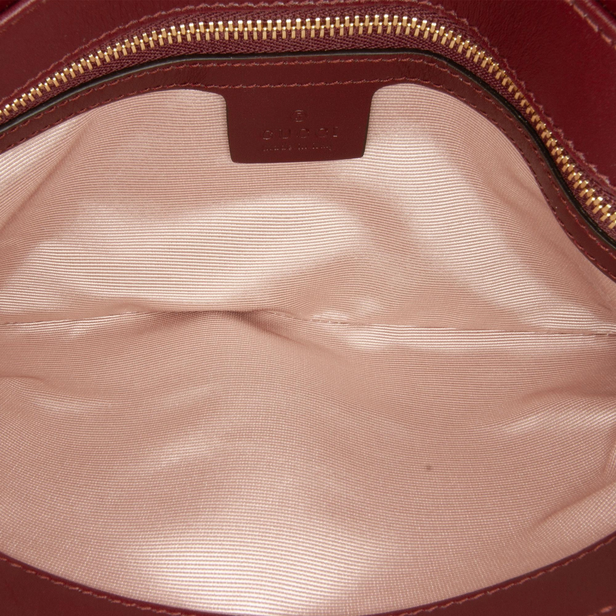 Gucci Small Arli Crossbody Bag (SHG-JVlOlG)