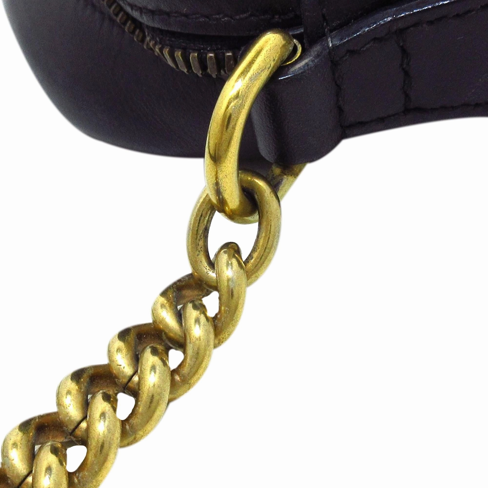 Gucci Small GG Marmont Matelasse Crossbody (SHG-r0tGKV)