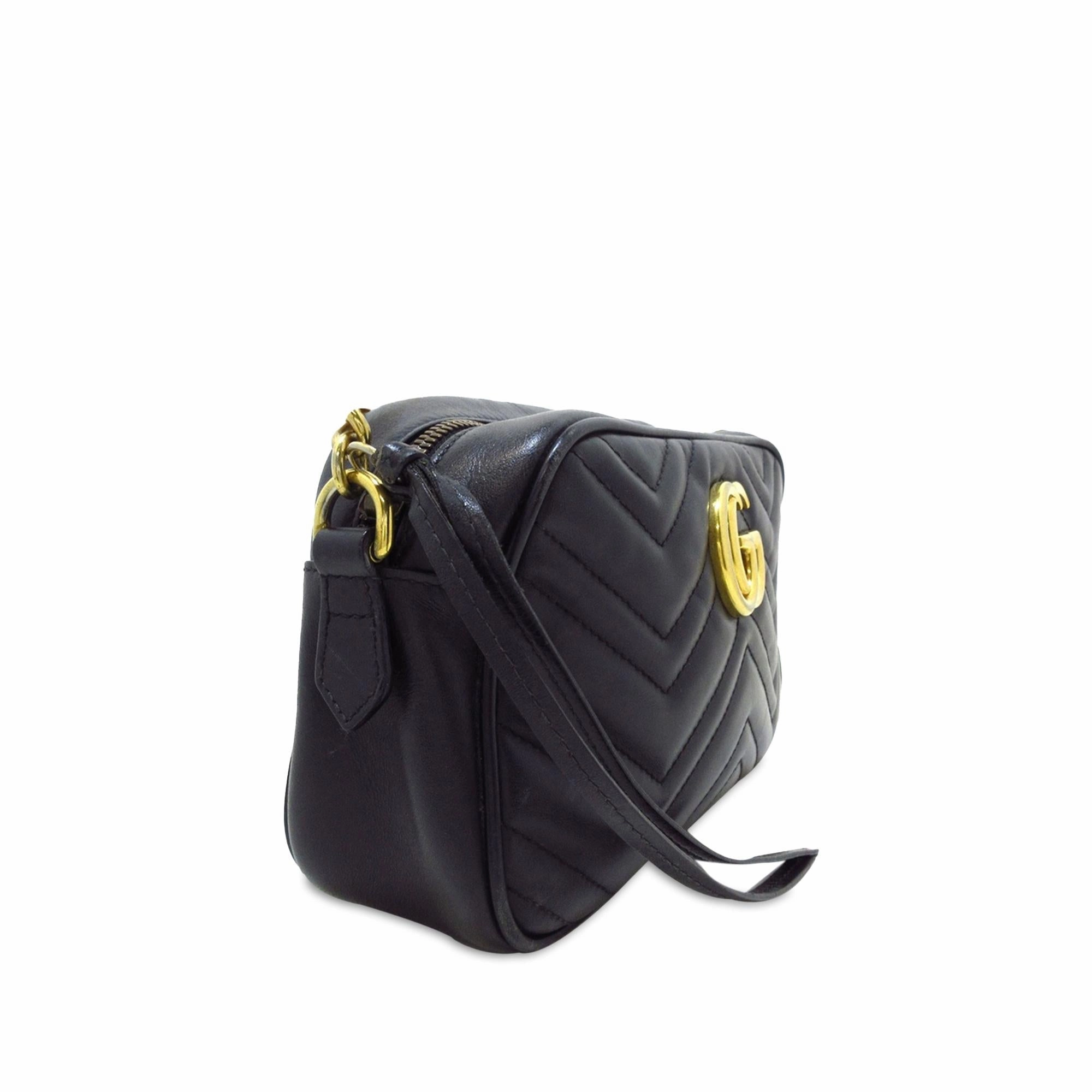 Gucci Small GG Marmont Matelasse Crossbody (SHG-r0tGKV)
