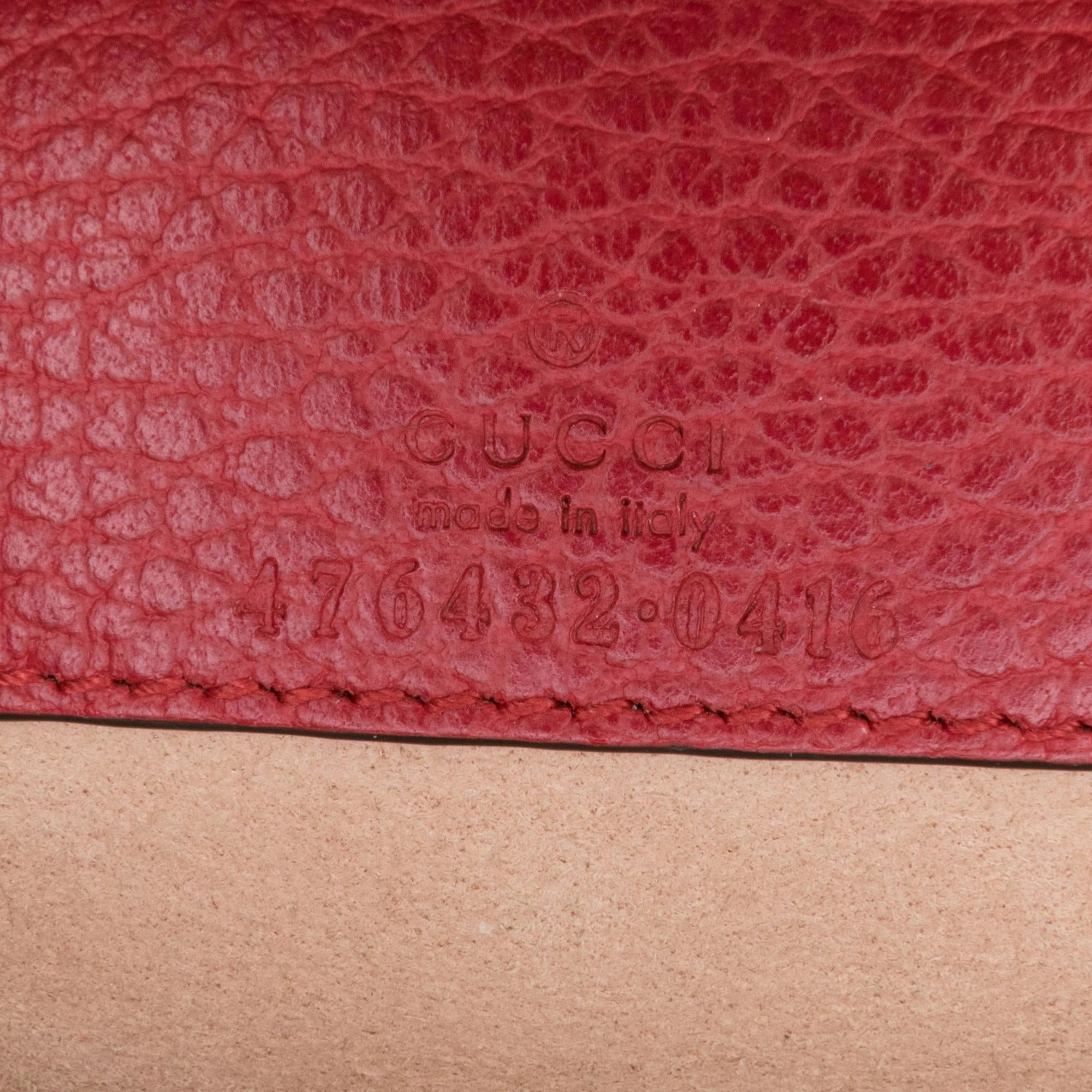 Gucci Super Mini Dionysus Leather Crossbody Bag (SHG-TExsMz)