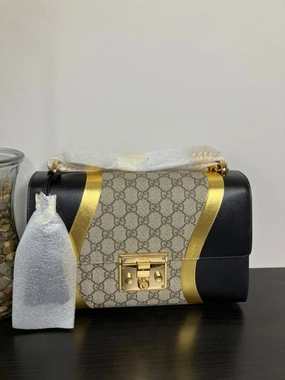 Gucci Supreme Interlock Black/Gold Shoulder Bag