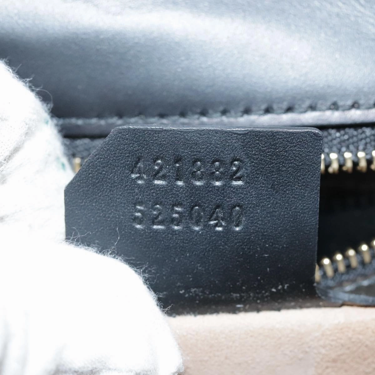 Gucci Sylvie Black Leather Shoulder Bag ()