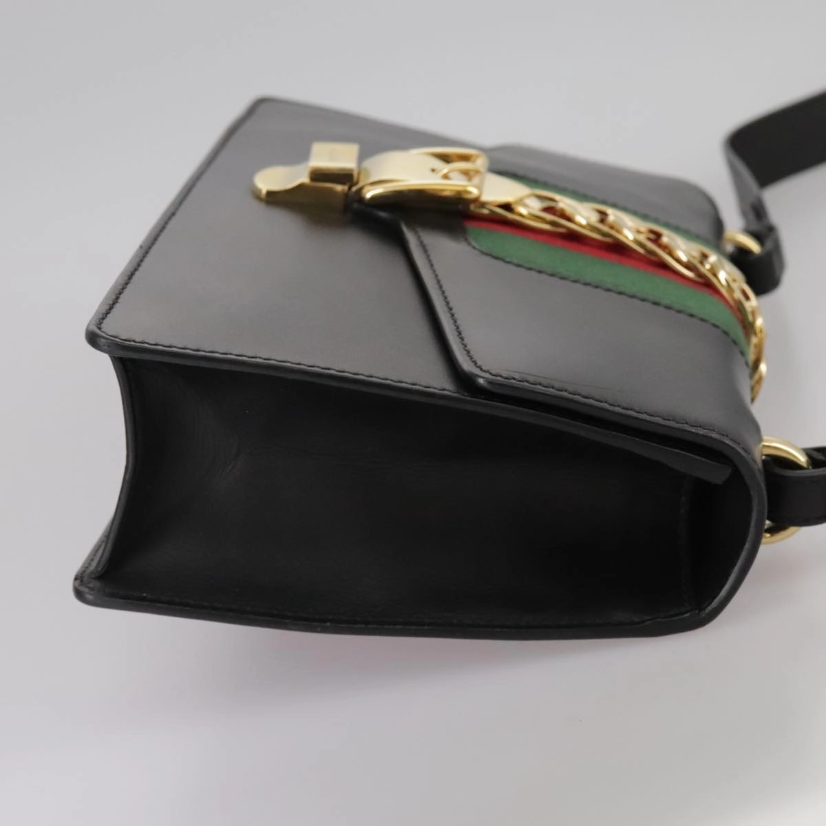 Gucci Sylvie Black Leather Shoulder Bag ()