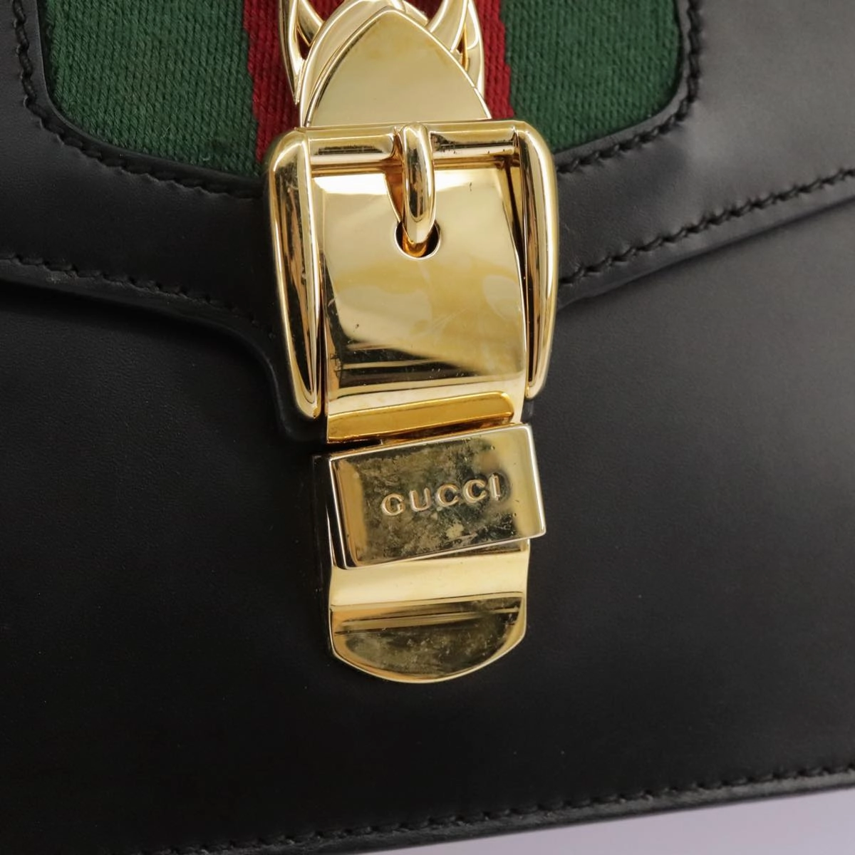Gucci Sylvie Black Leather Shoulder Bag ()