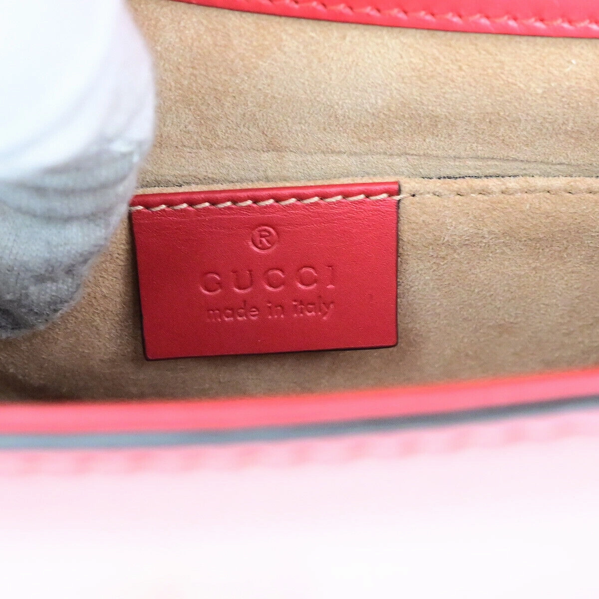 Gucci Sylvie  Leather Shoulder Bag ()