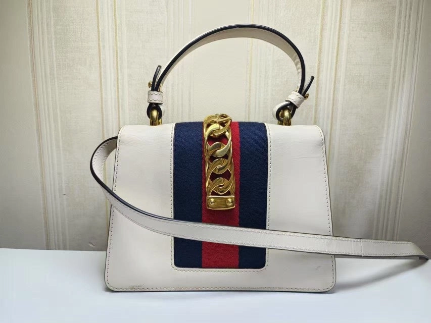 Gucci Sylvie White Floral Embroidered Leather Shoulder Bag Medium
