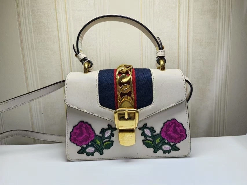Gucci Sylvie White Floral Embroidered Leather Shoulder Bag Medium