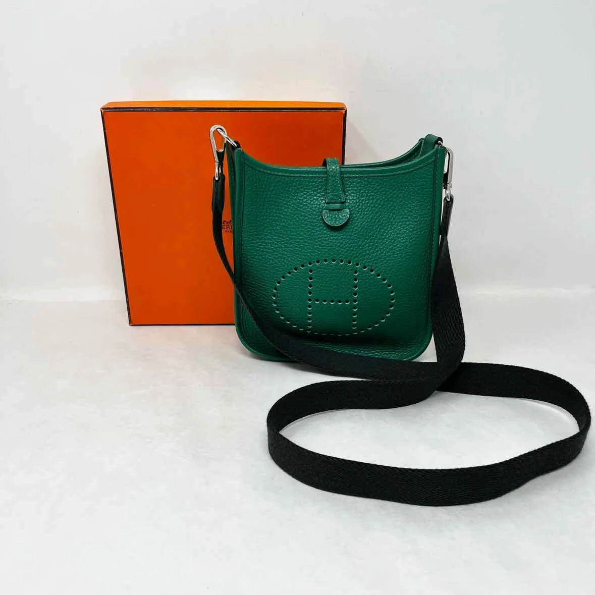 Hermes Taurillon Clemence Evelyne TPM 16