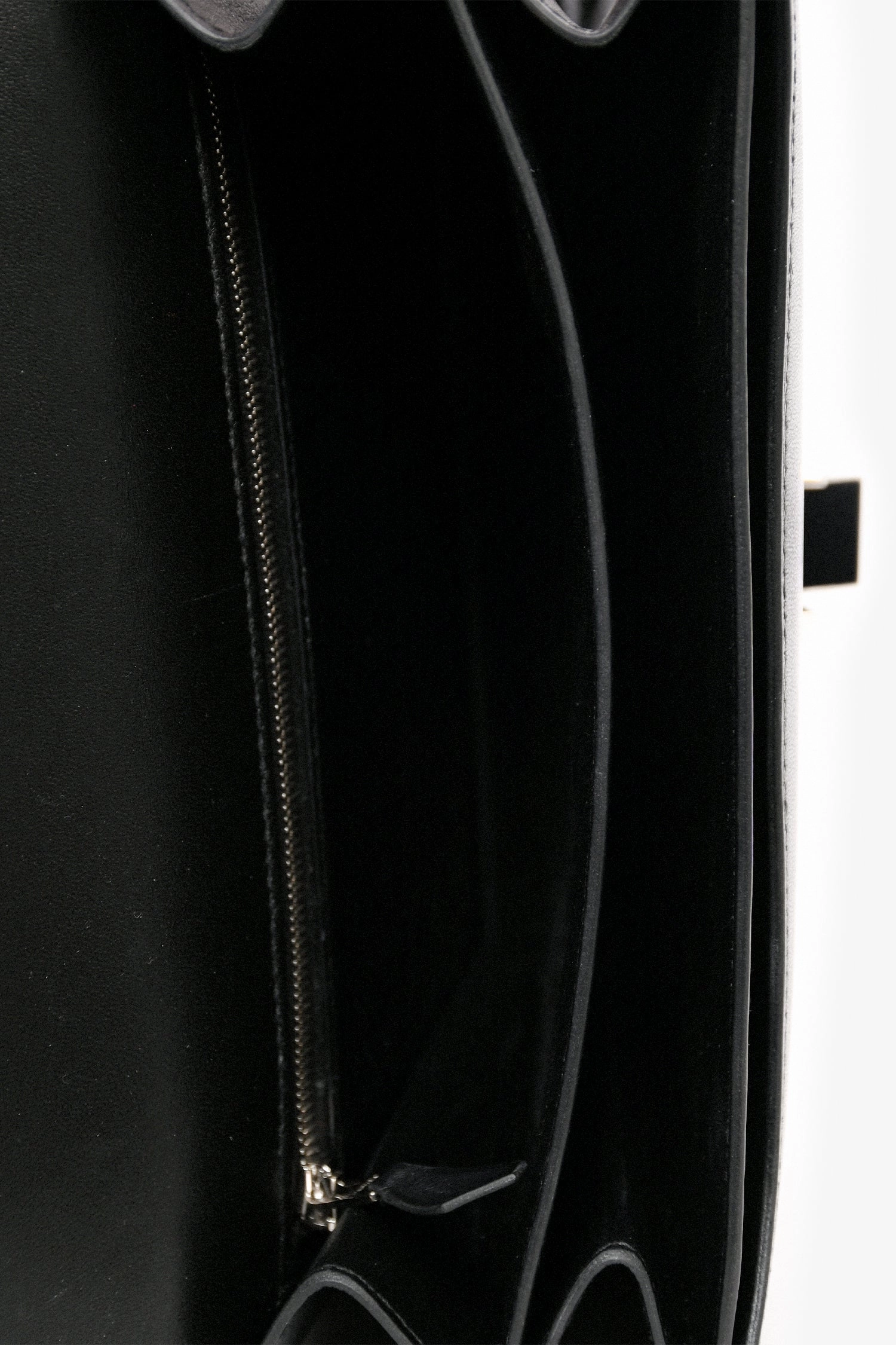 Herms 2018 Black Evercolor Leather 2002 20 Crossbody Bag