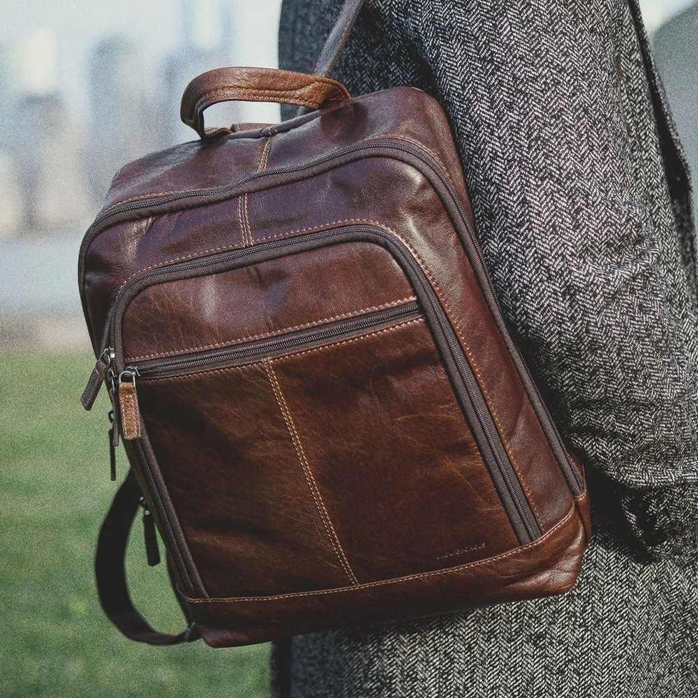 Jack Georges Voyager Professional Backpack