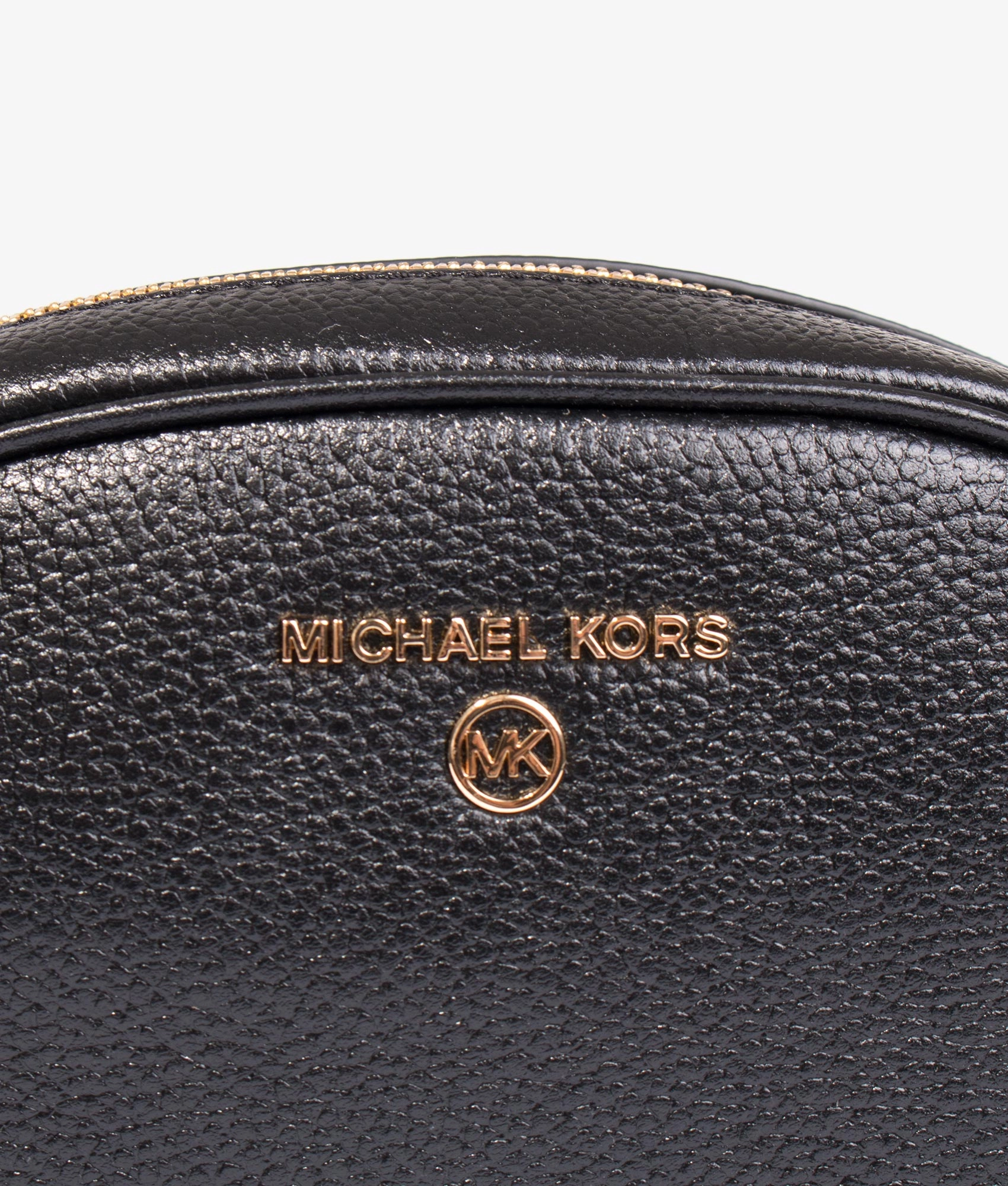 Jet set oval camera crossbody in black
