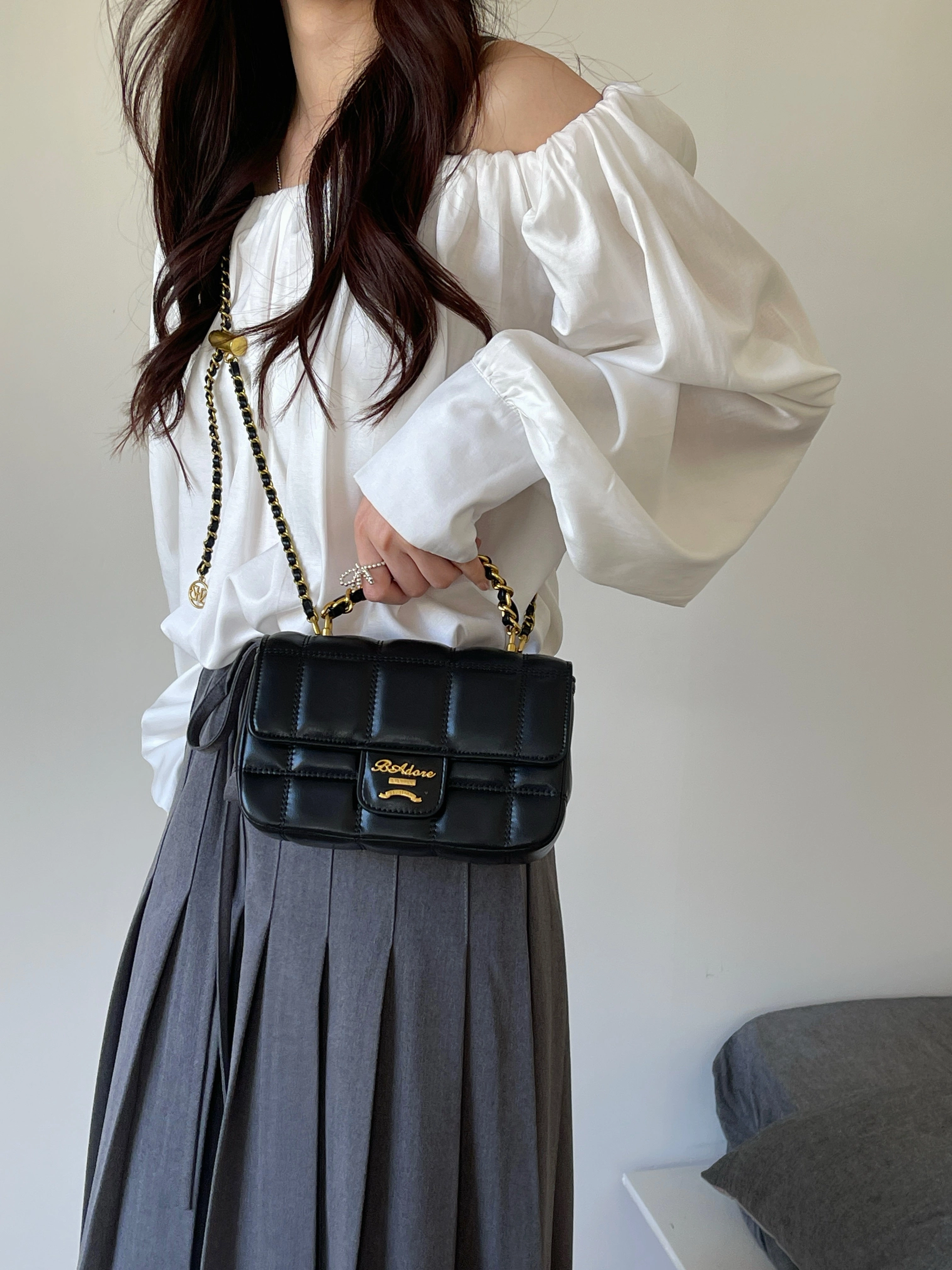 Jolene Collection BLACK GOLD