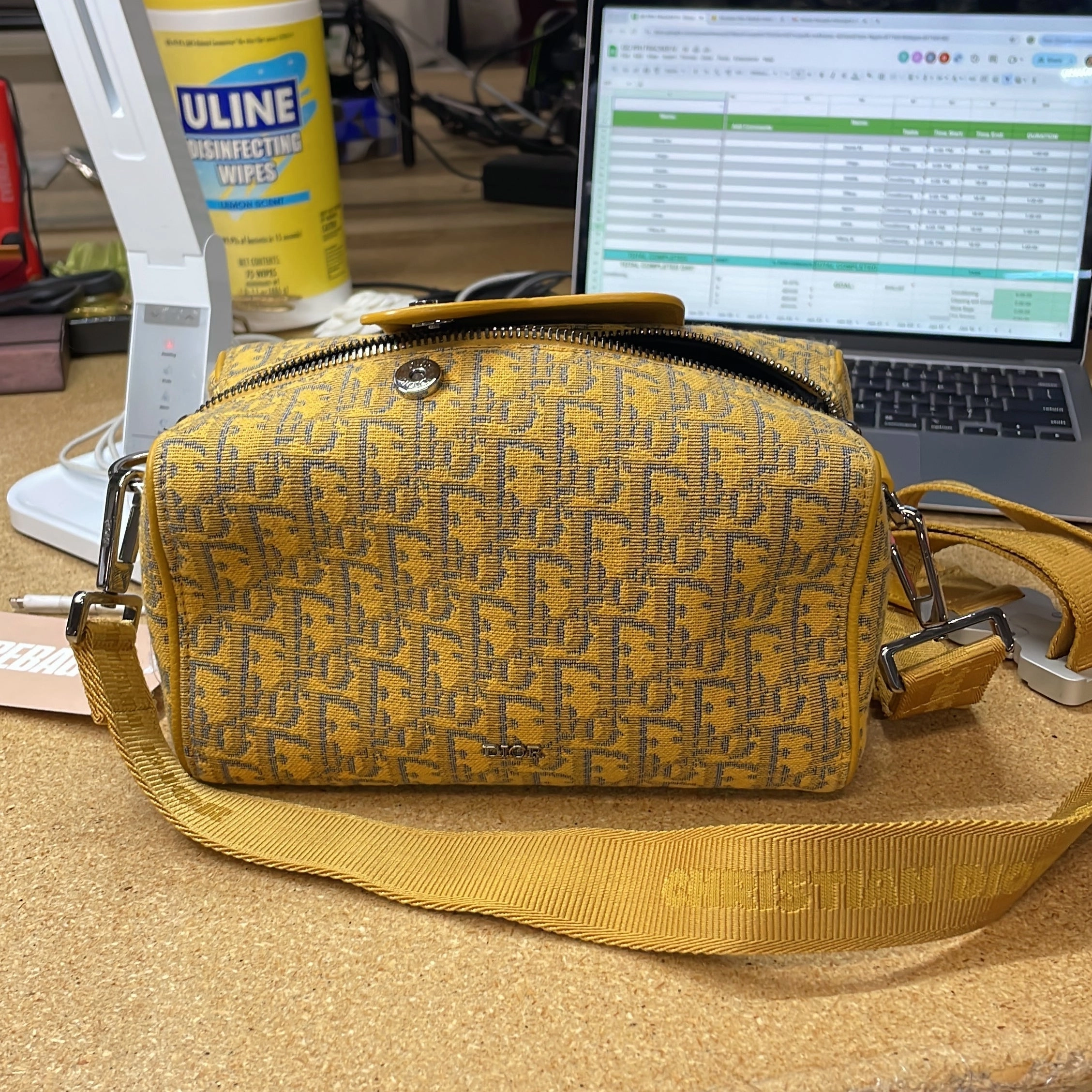 Knight Shoulder Bag Leather Medium