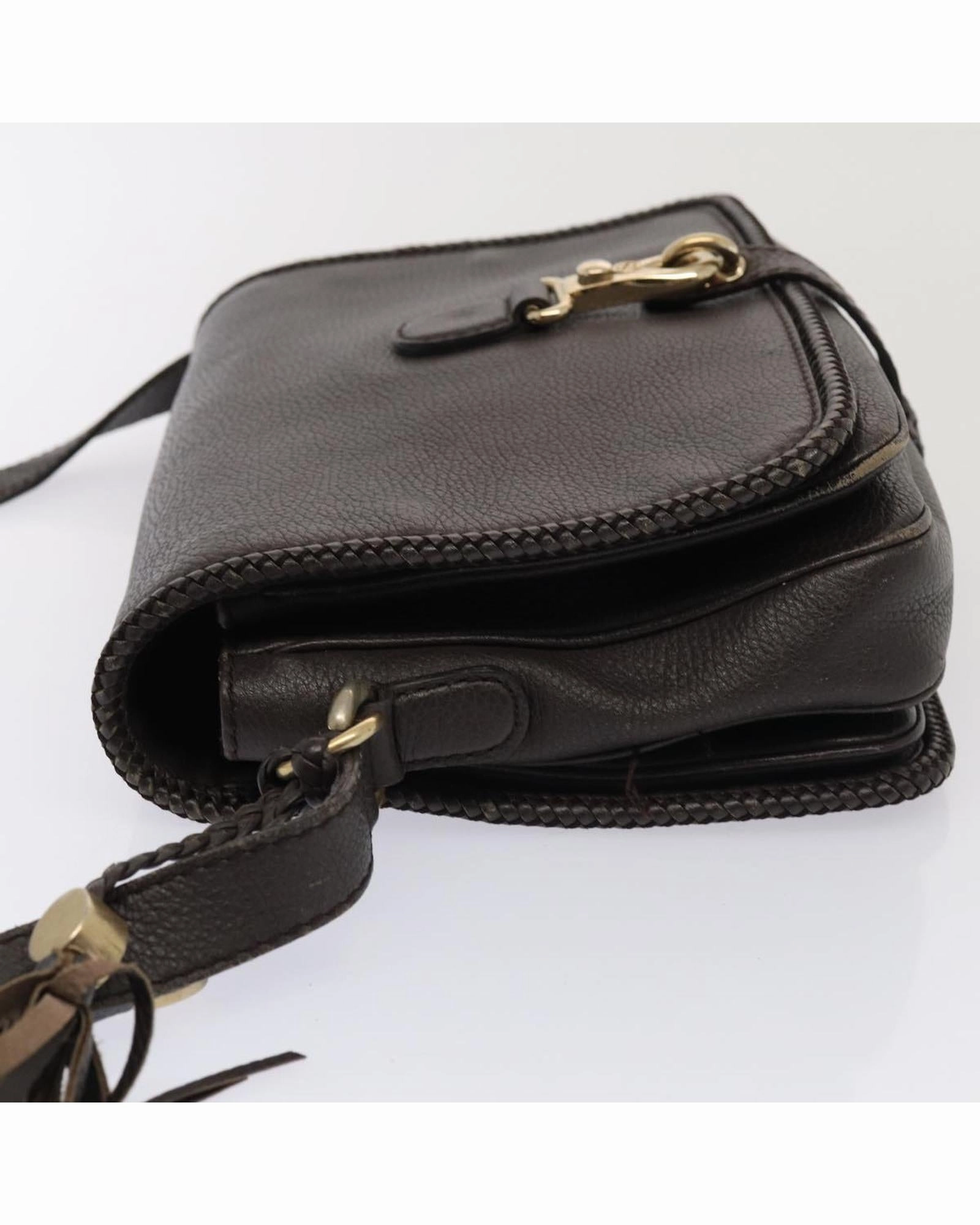 Leather Crossbody BagModel