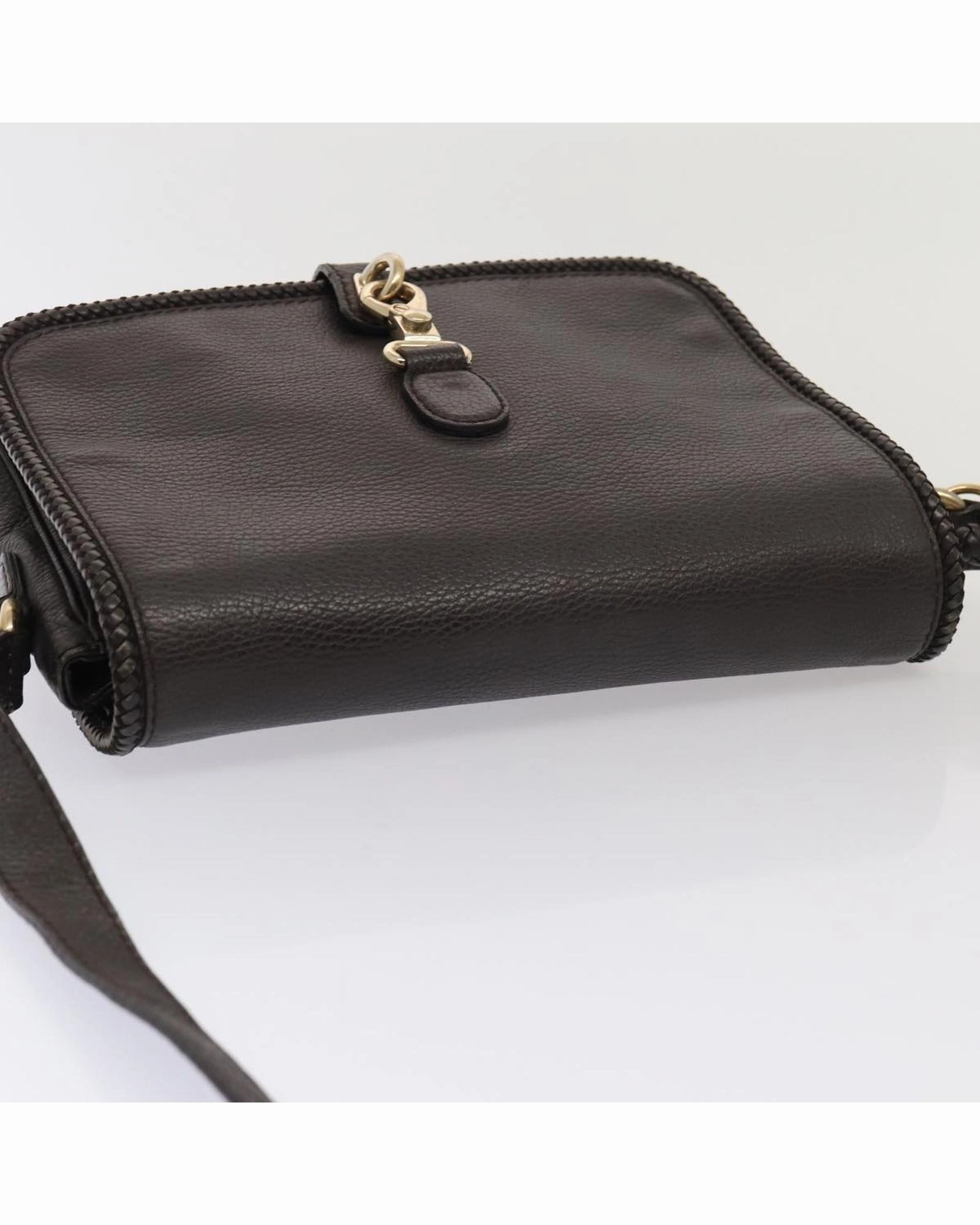 Leather Crossbody BagModel