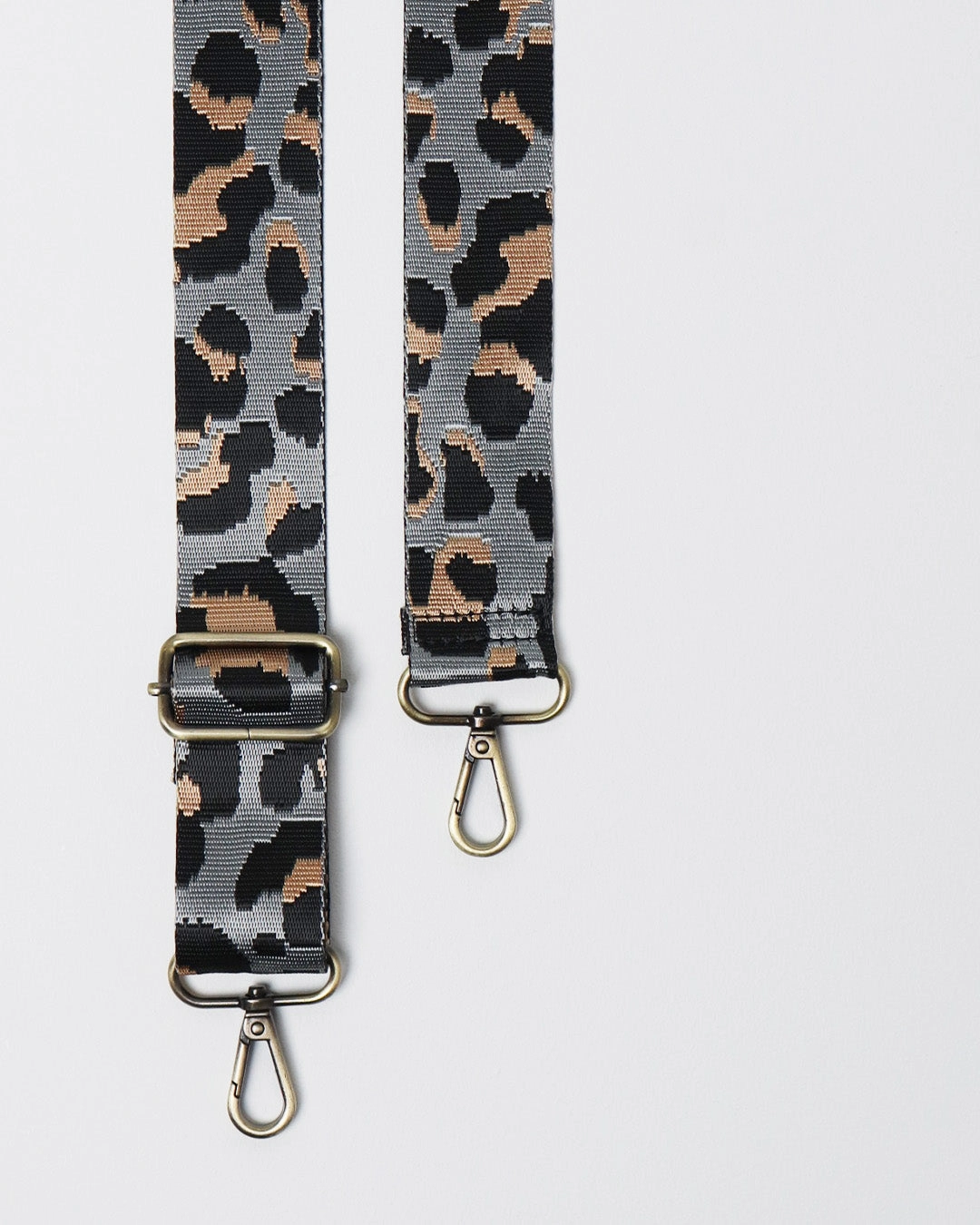 Leopard Strap - Light Grey