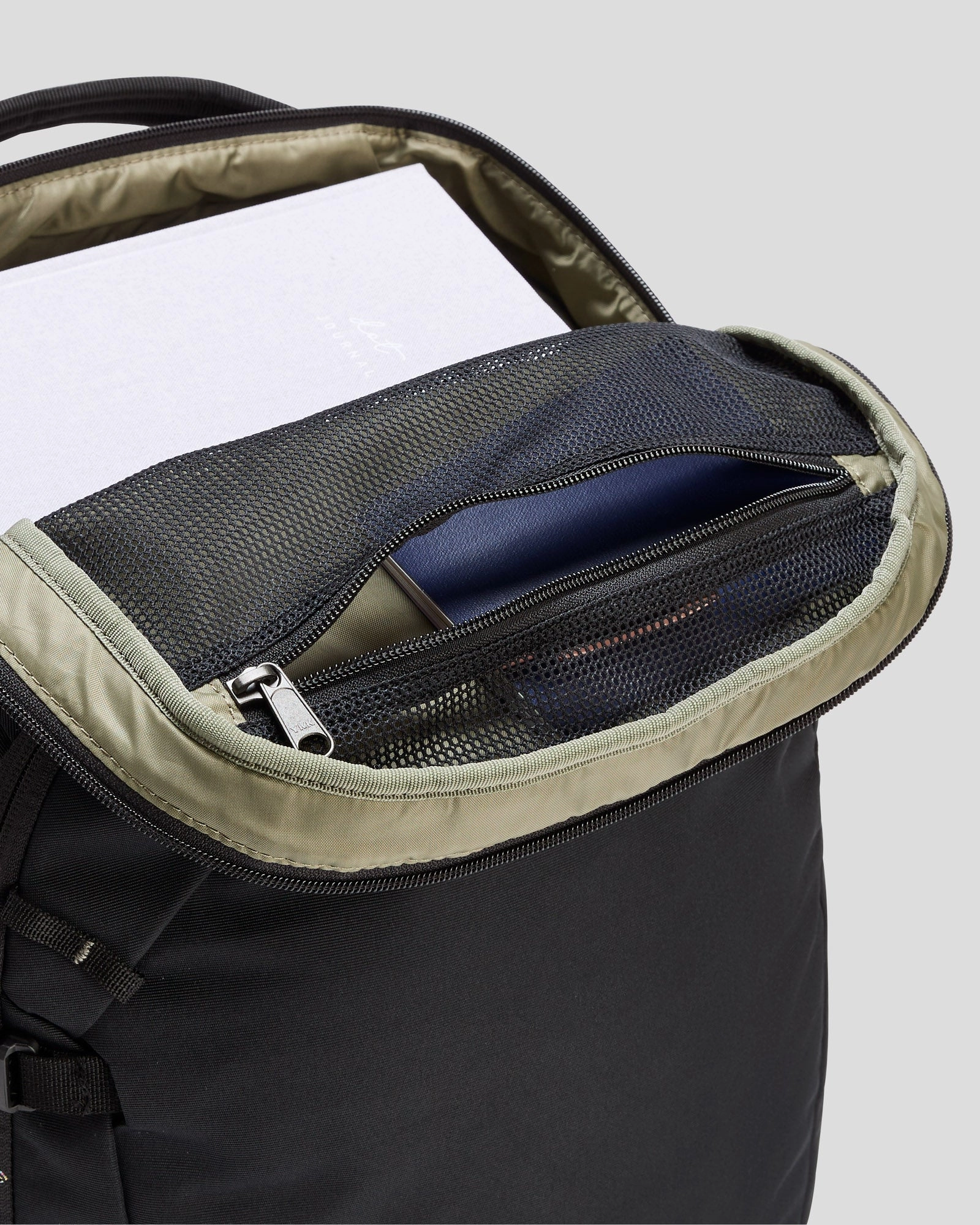 Litehaul Carry On v3 - 38L - Black Stingray