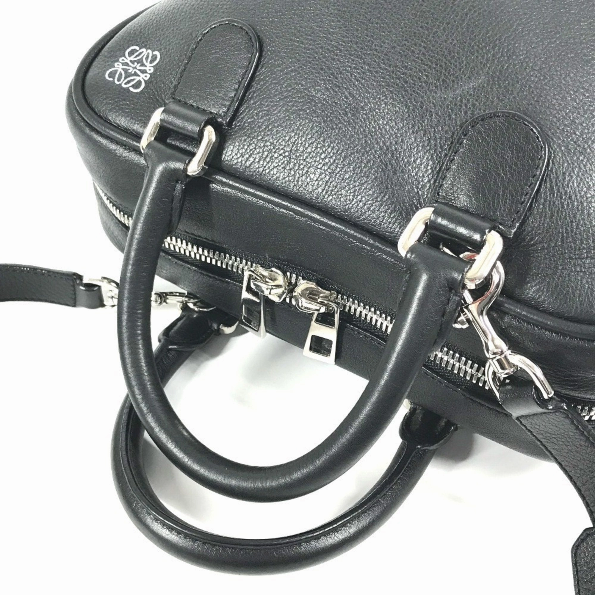 Loewe  Leather Handbag Shoulder Bag Tote Bag (Pre-Owned)