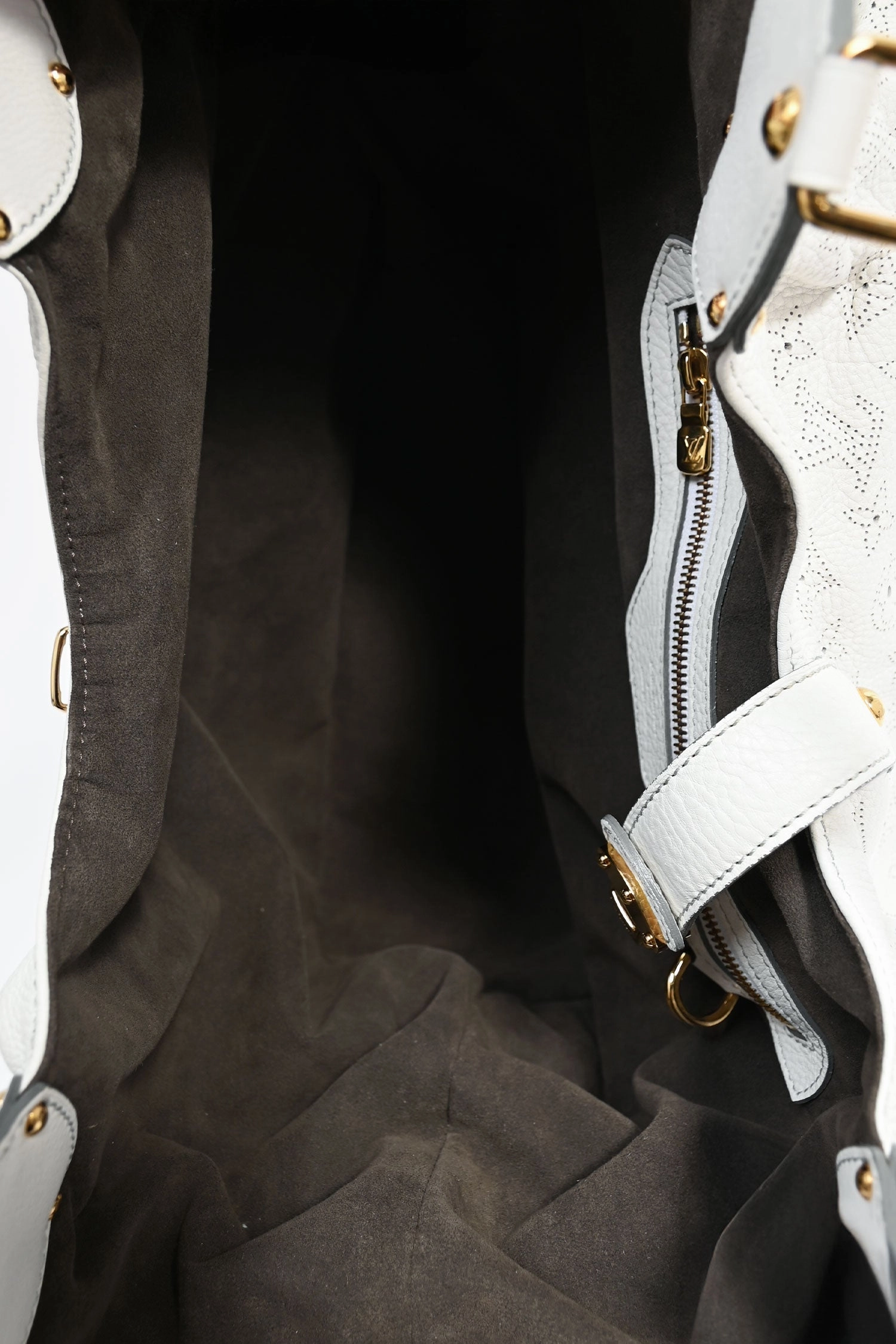 Louis Vuitton 2008 White Mahina Leather Hobo Bag