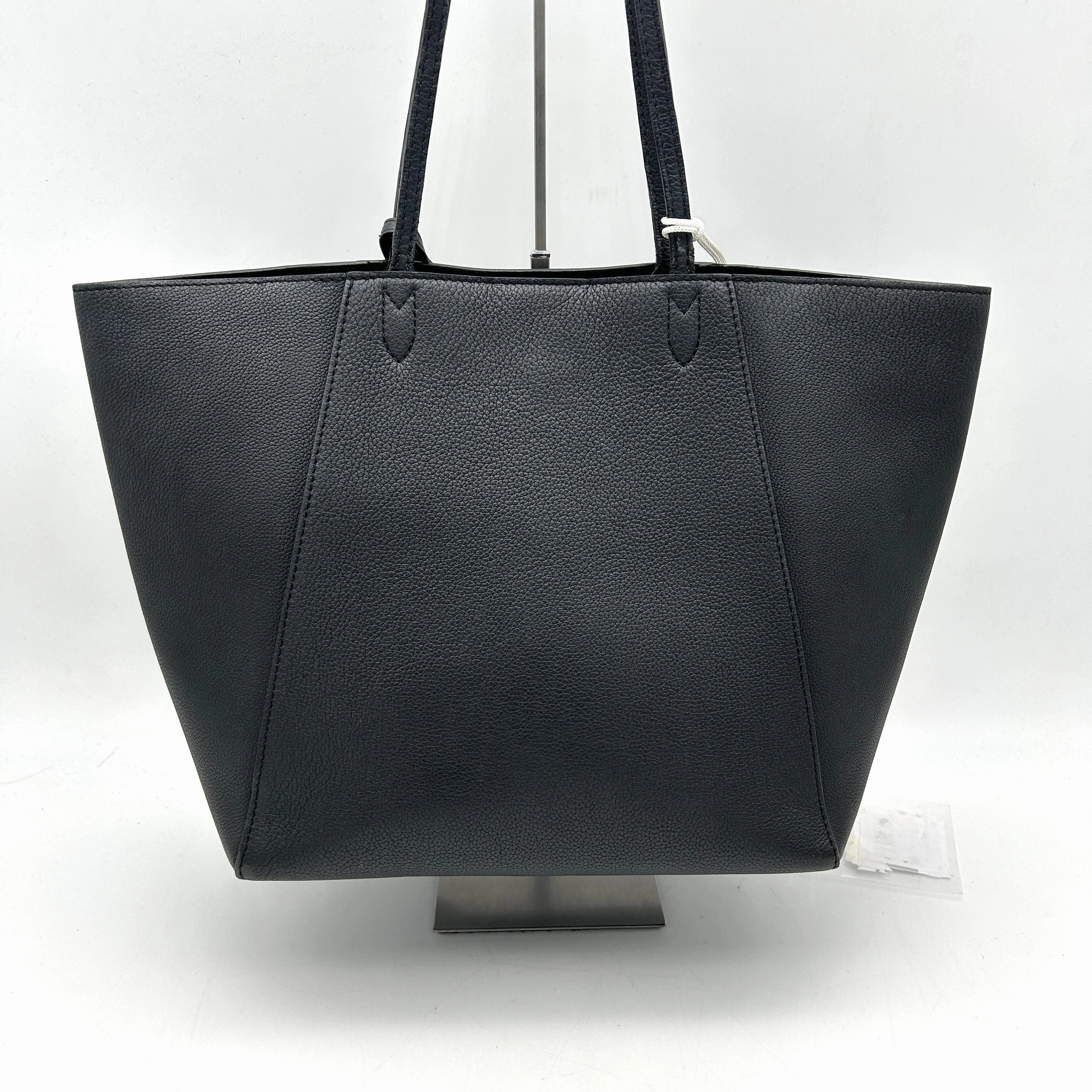 Louis Vuitton | Bags | Louis Vuitton Lock Me Cabas Tote Bag Shoulder Bag Leather Noir LA36917