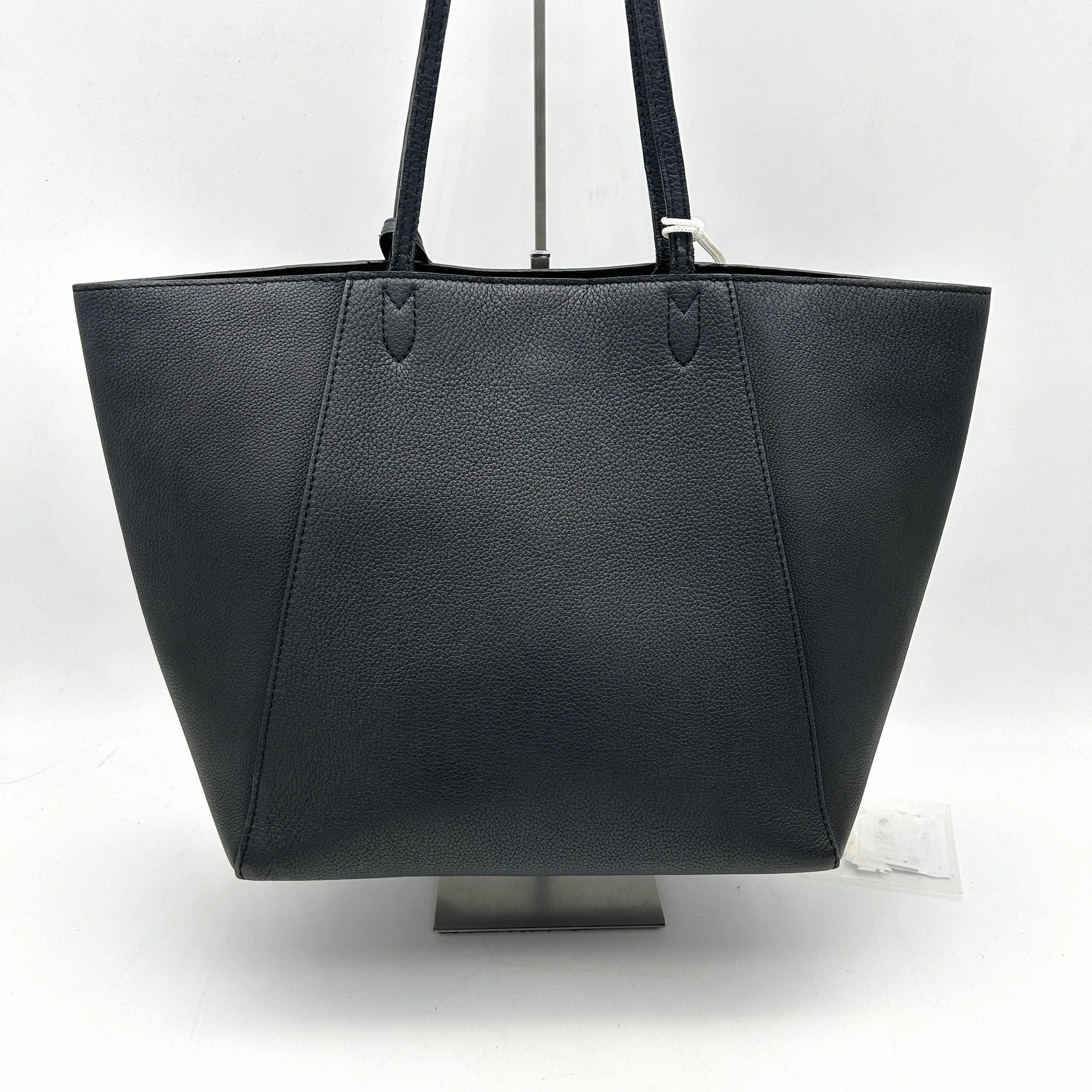 Louis Vuitton | Bags | Louis Vuitton Lock Me Cabas Tote Bag Shoulder Bag Leather Noir LA36917