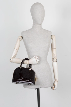 LOUIS VUITTON Alma BB Crossbody Bag Vernis Amarante