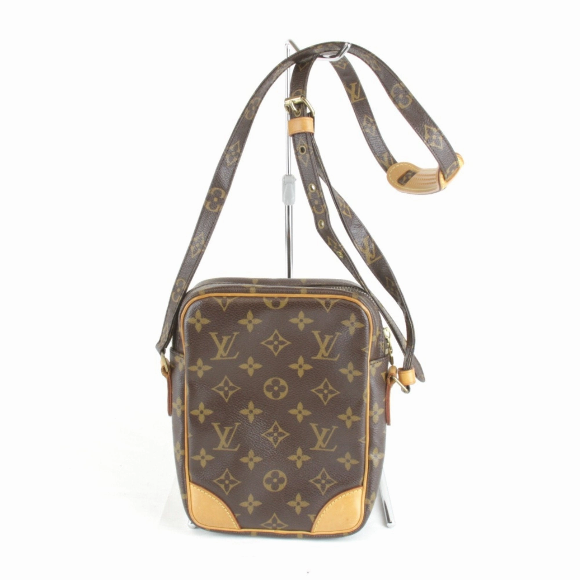 Louis Vuitton Amazon Canvas Shoulder Bag (Pre-Owned)