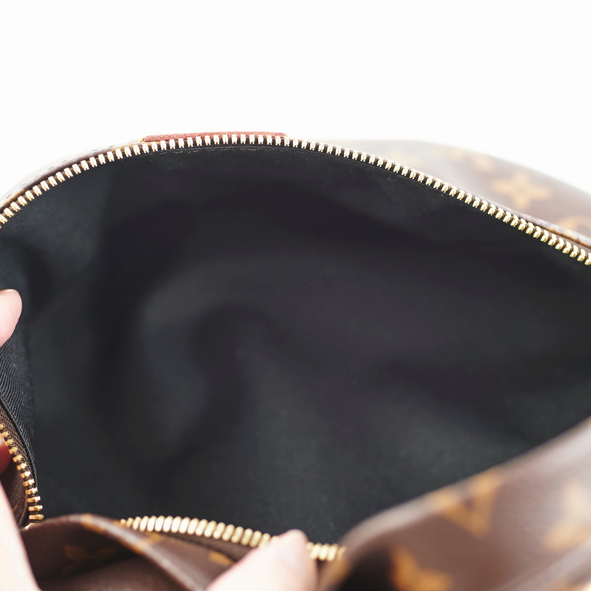Louis Vuitton Bum bag MM Monogram