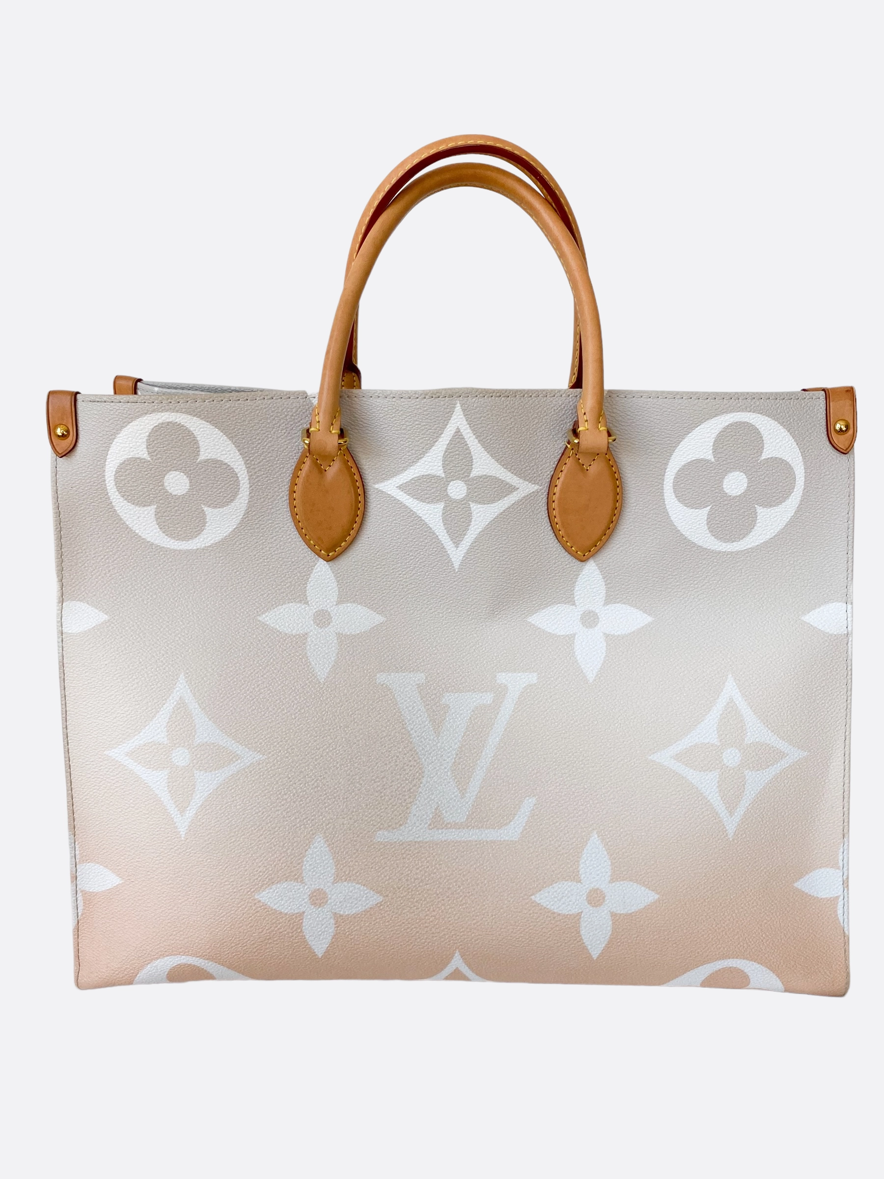 Louis Vuitton By The Pool OnTheGo MM