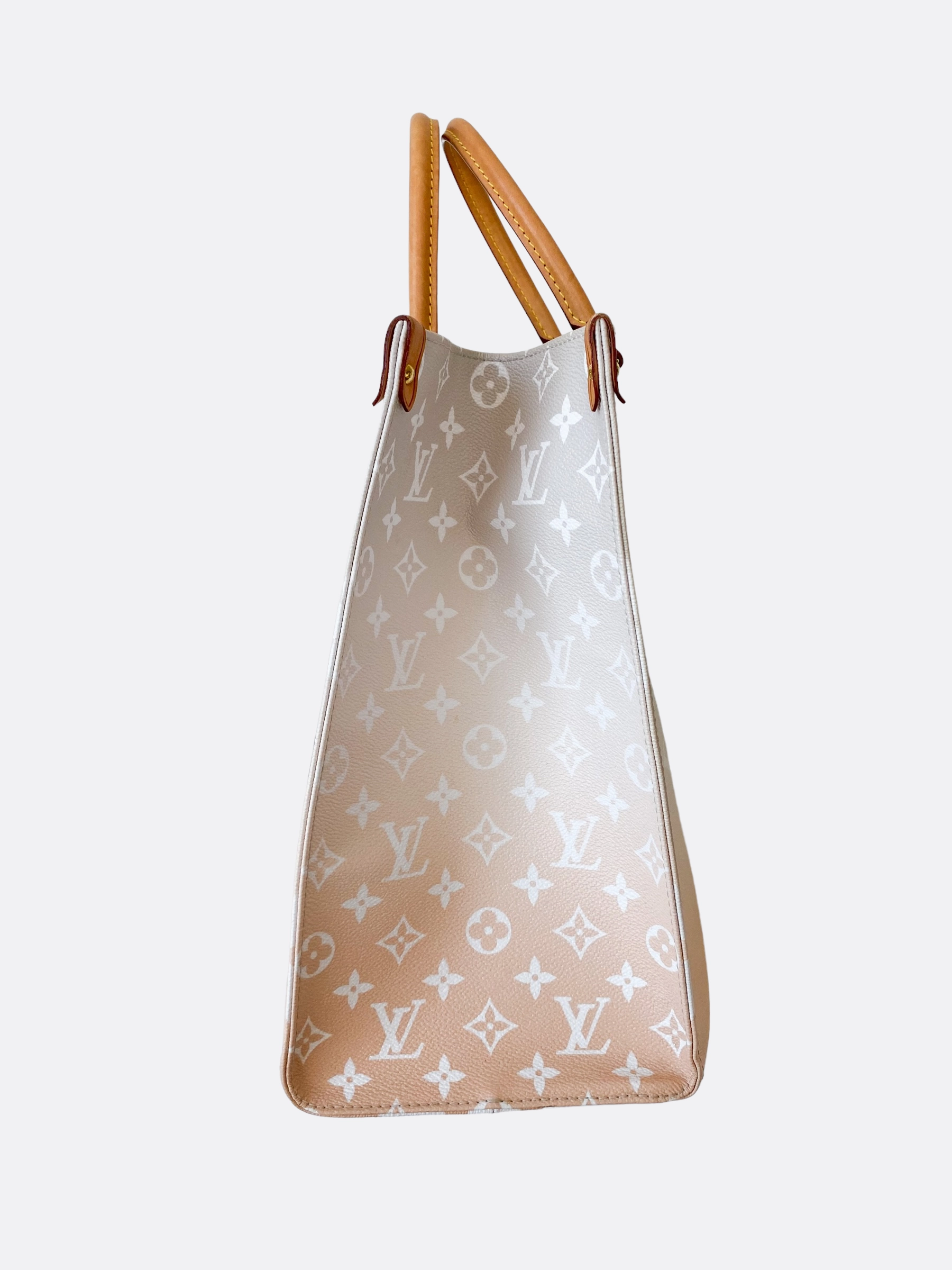 Louis Vuitton By The Pool OnTheGo MM