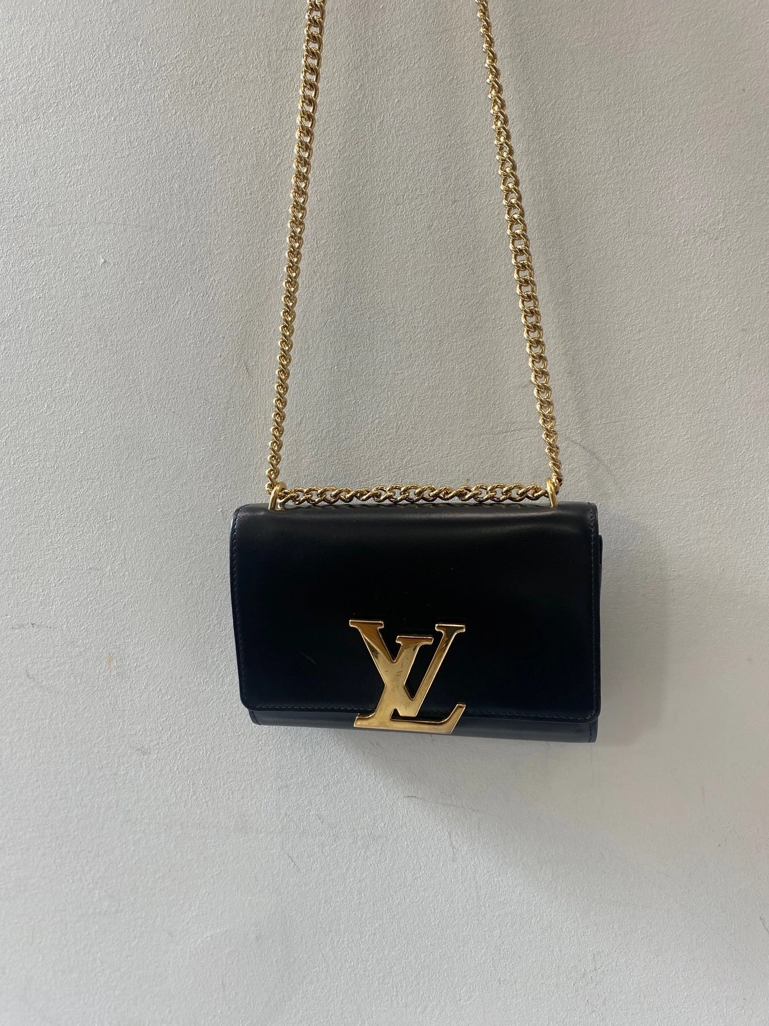 LOUIS VUITTON CALFSKIN LEATHER LOUISE CHAIN CROSSBODY