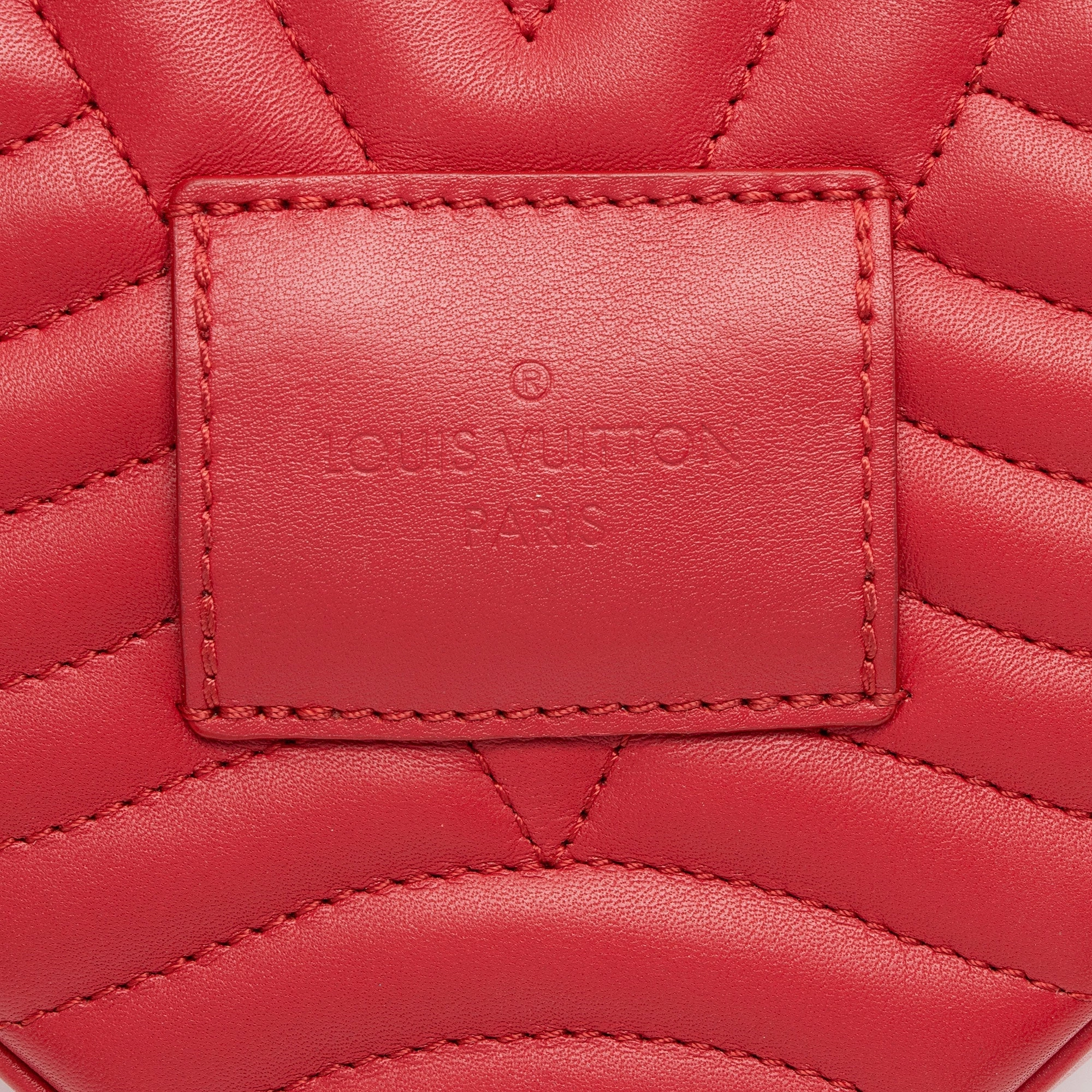 Louis Vuitton Calfskin New Wave Love Lock Heart Shoulder Bag (SHF-Hlhzwe)