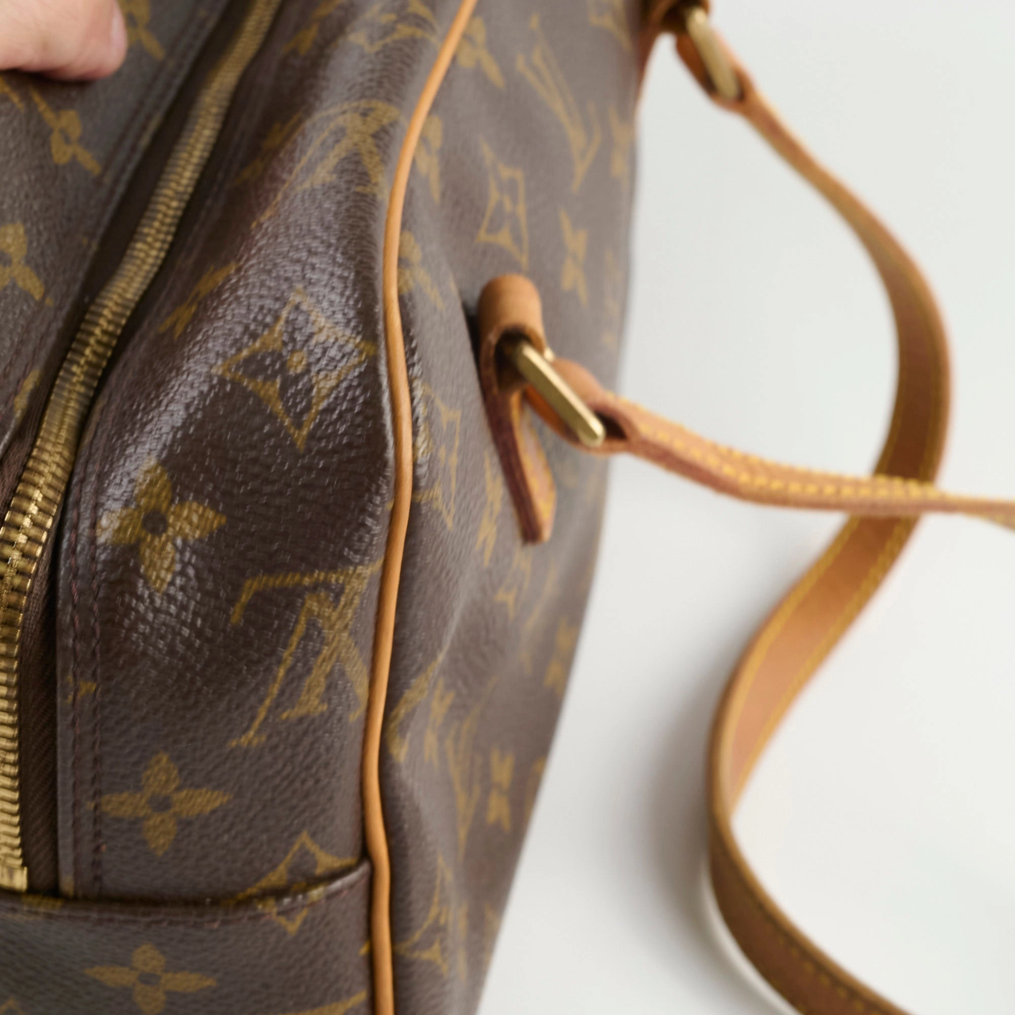 Louis Vuitton Cite MM Monogram