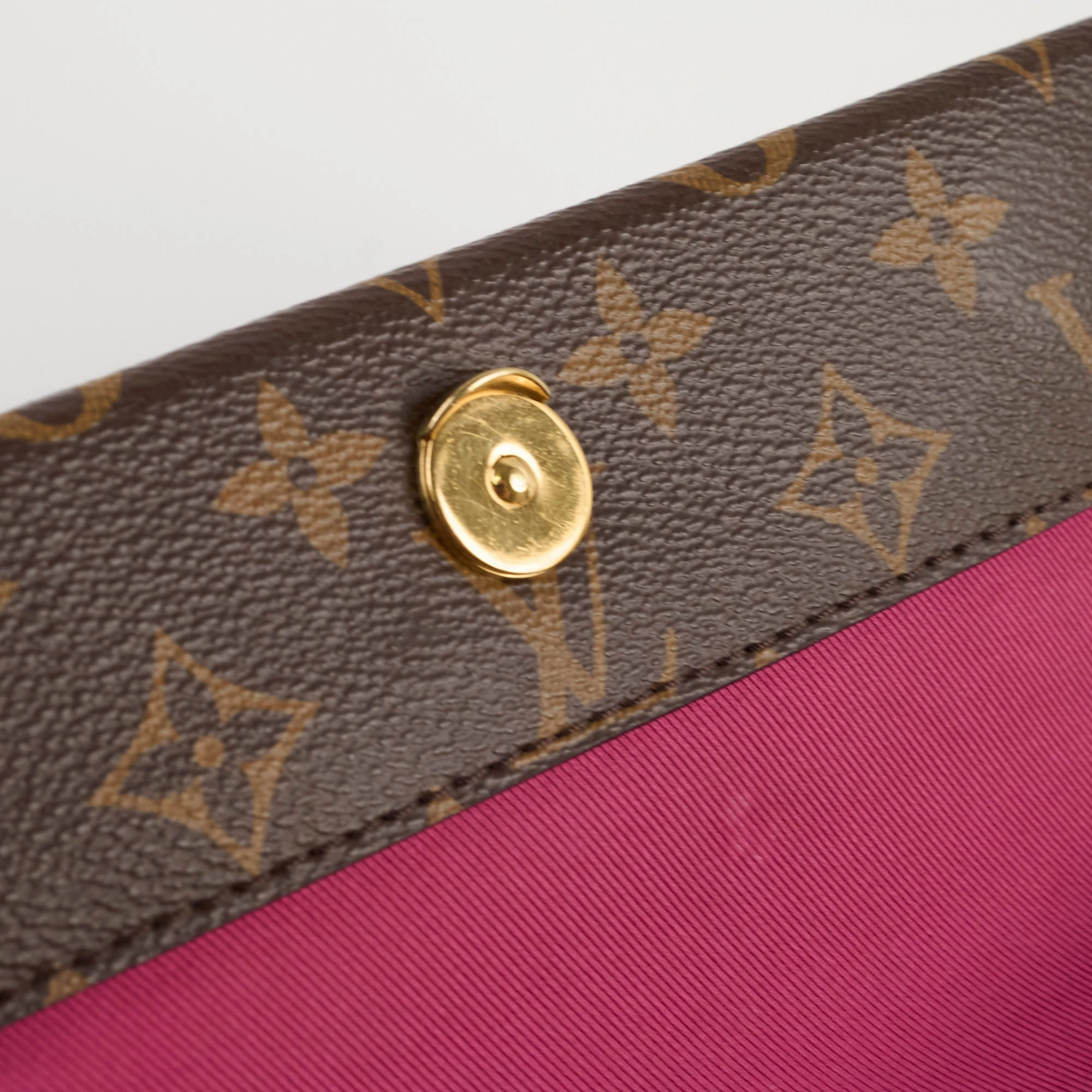 Louis Vuitton Cluny MM Monogram Microchip